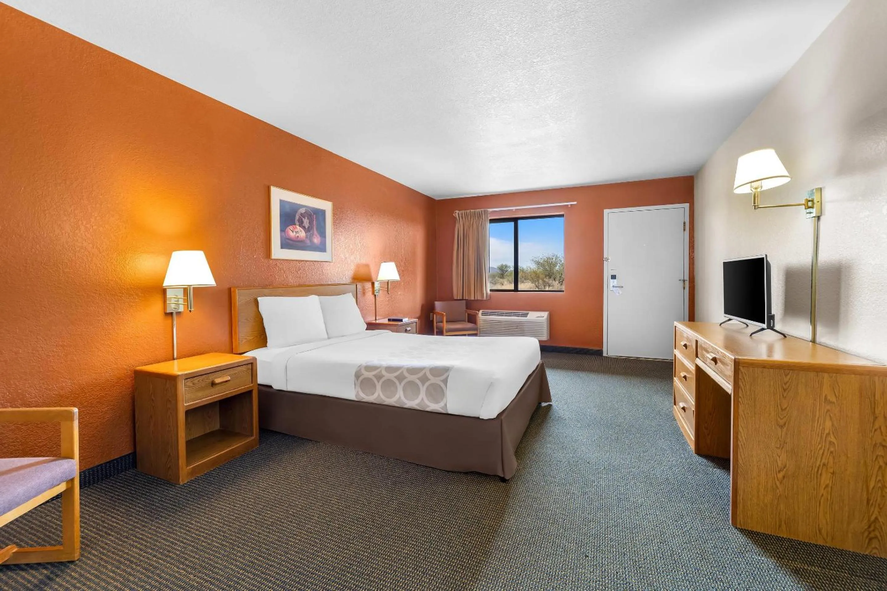 Bedroom, Bed in Rodeway Inn Copper Stay Benson AZ I-10 Exit 304