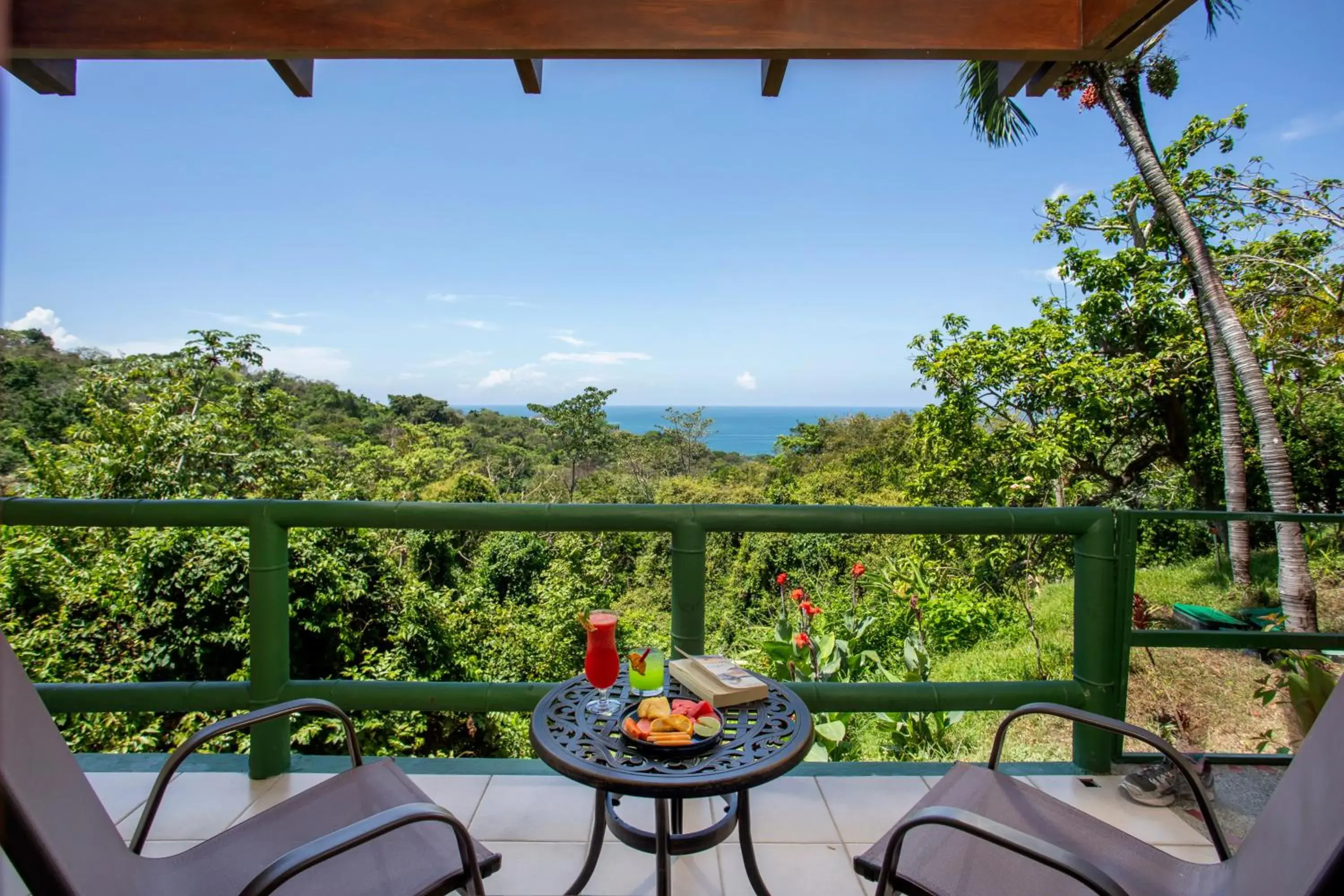 Superior Room with Ocean and Jungle View in Si Como No Resort & Wildlife Refuge Superior Room with Ocean and Jungle View in Si Como No Resort & Wildlife Refuge