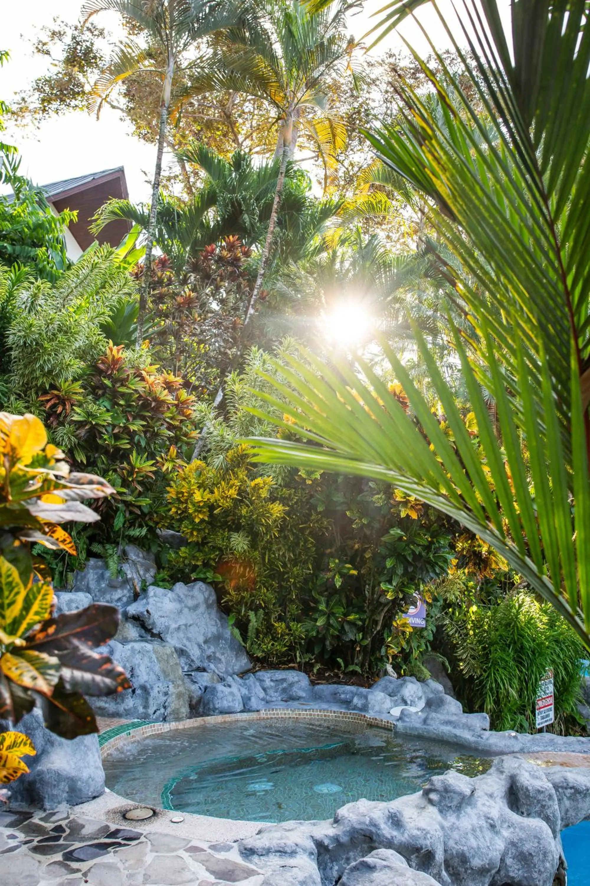 Spring in Si Como No Resort & Wildlife Refuge