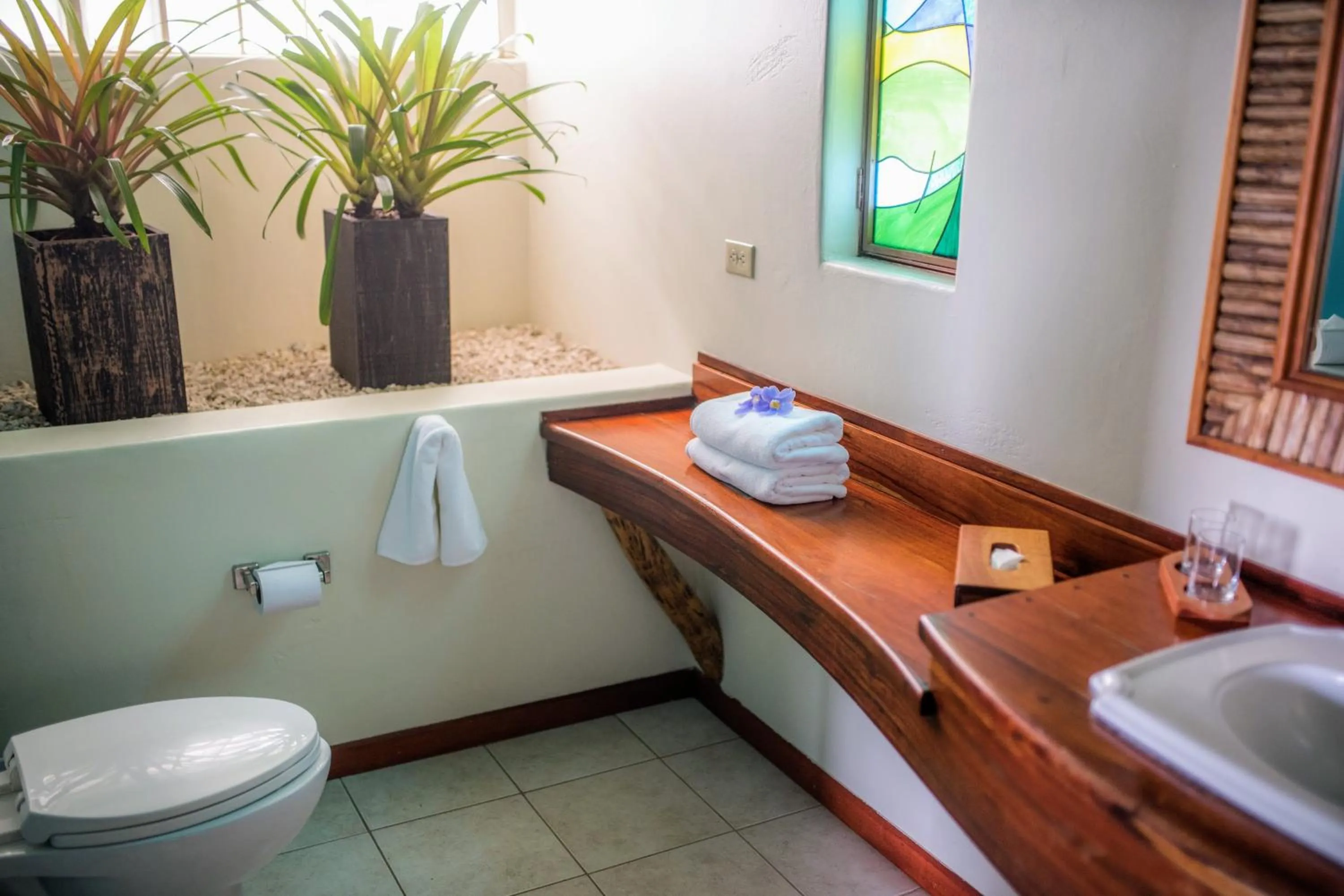 Bathroom in Si Como No Resort & Wildlife Refuge