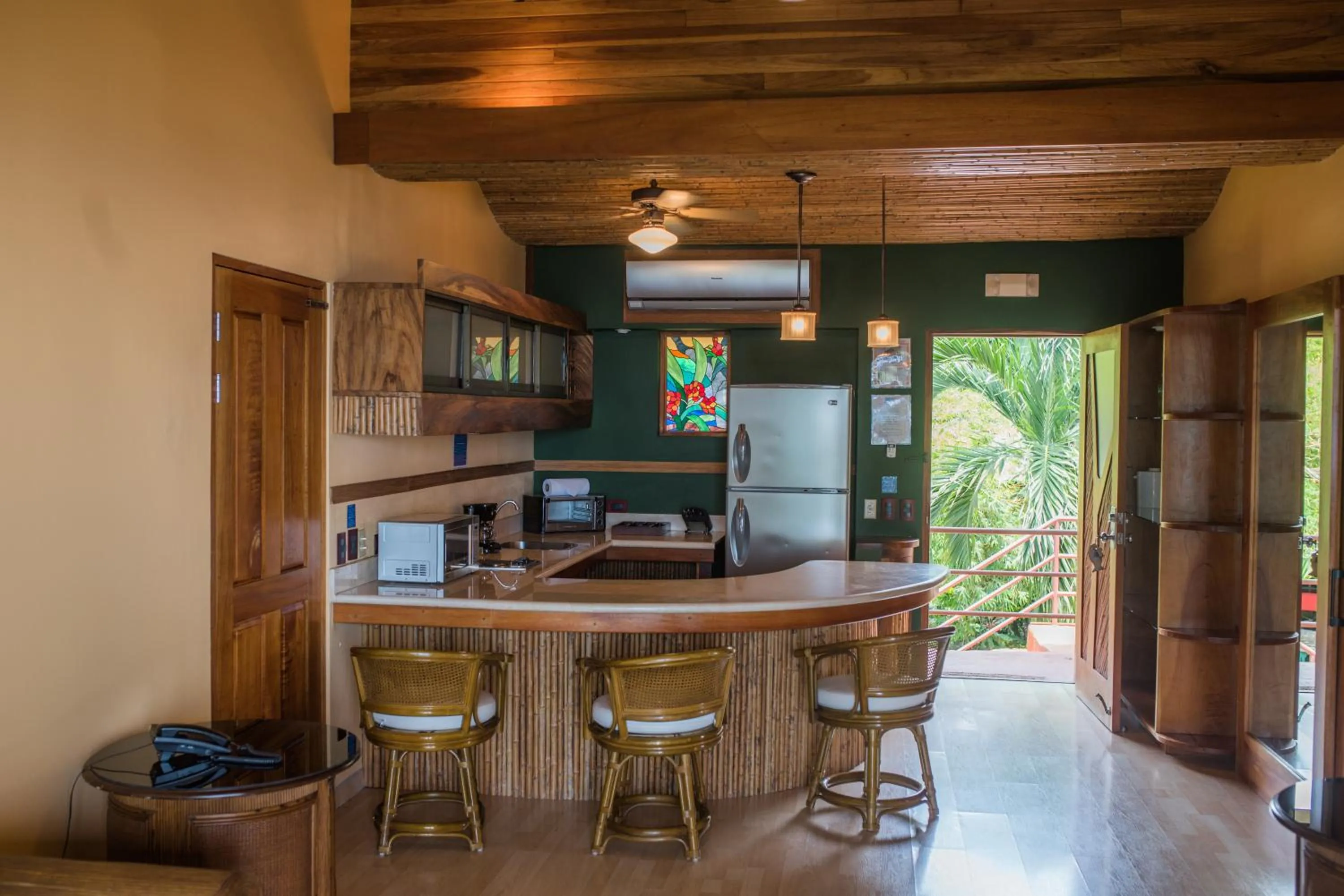 Kitchen or kitchenette in Si Como No Resort & Wildlife Refuge