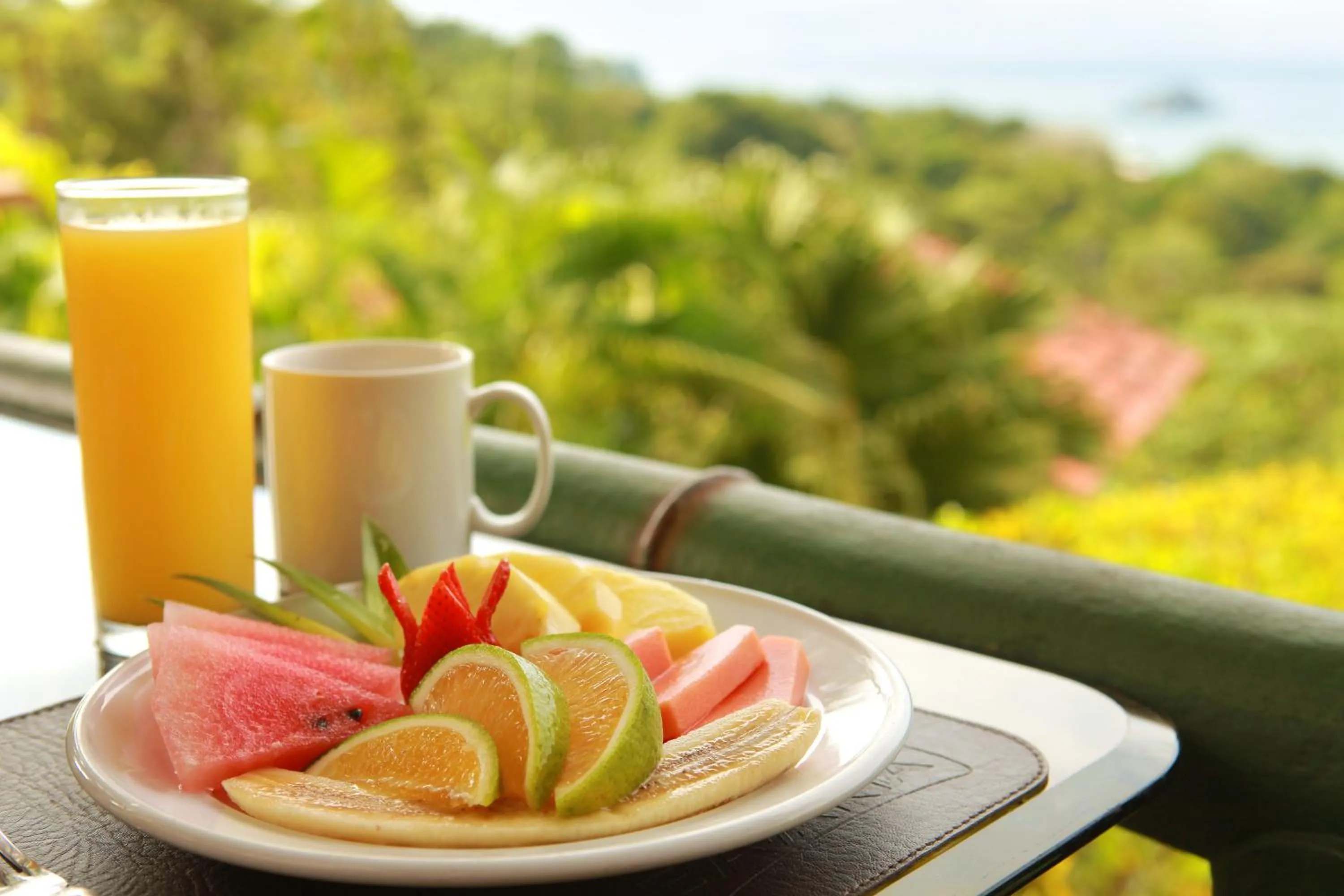 Breakfast in Si Como No Resort & Wildlife Refuge