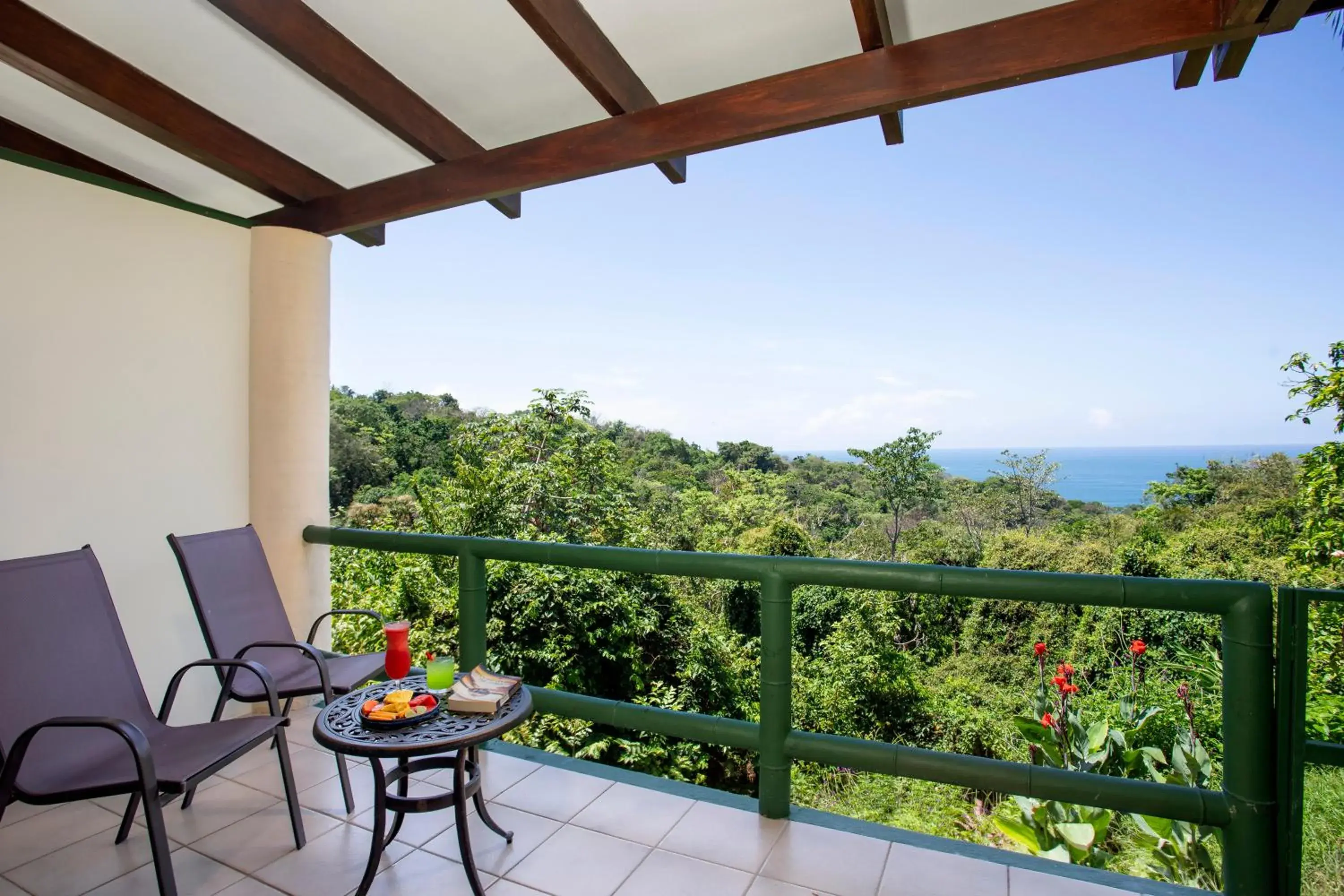 Superior Room with Ocean and Jungle View in Si Como No Resort & Wildlife Refuge Superior Room with Ocean and Jungle View in Si Como No Resort & Wildlife Refuge