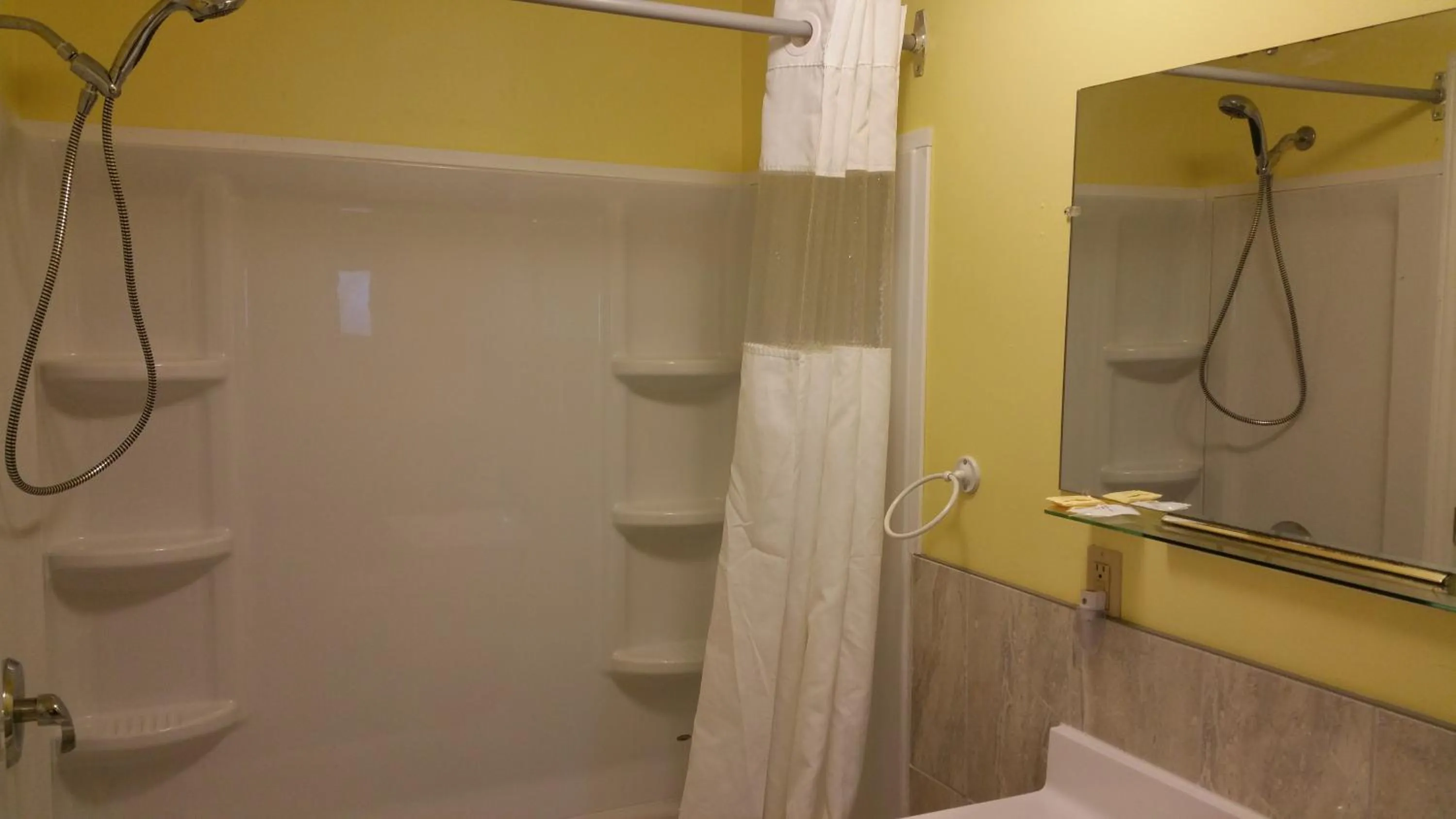 Shower in Rymal's Motel