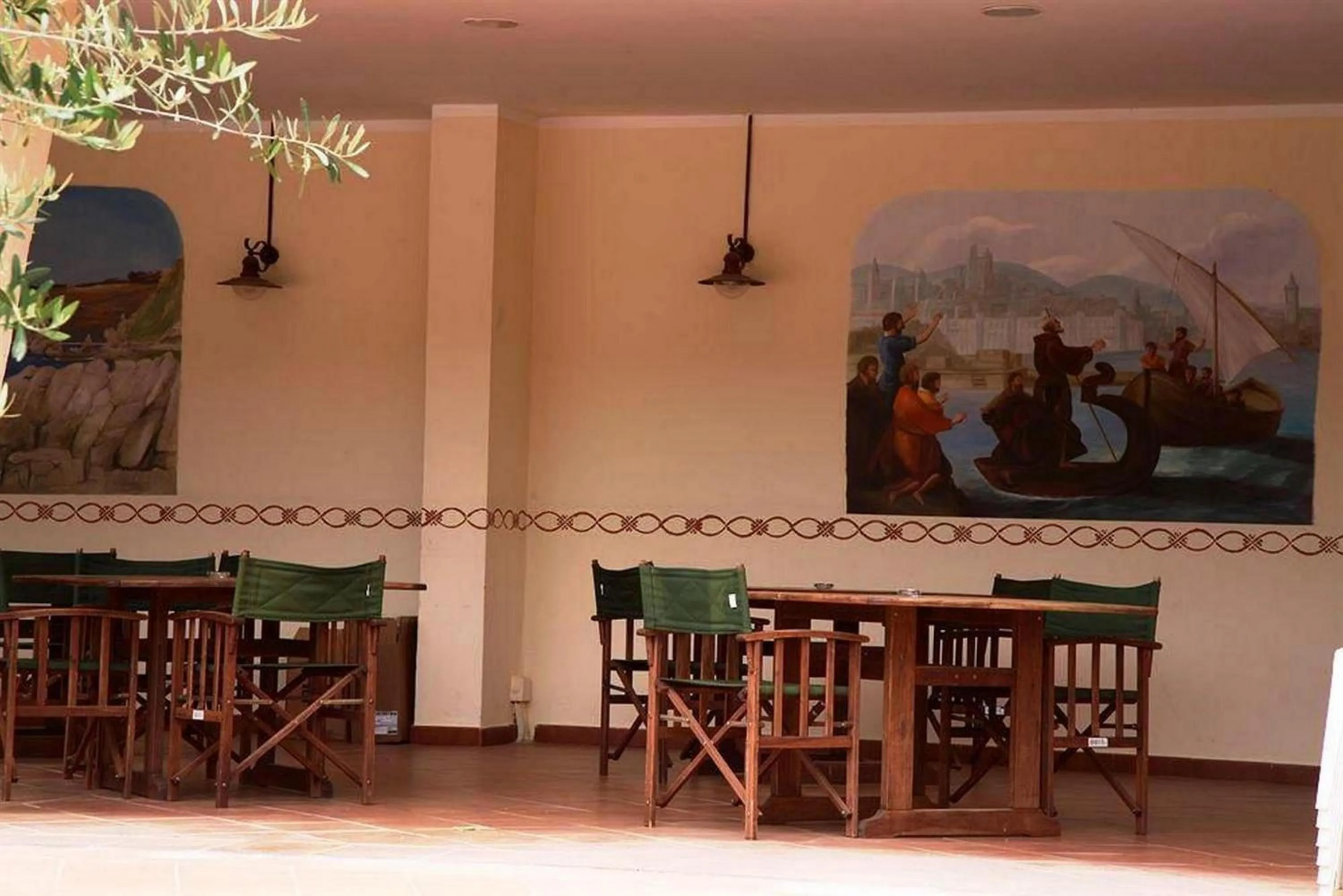 Restaurant/places to eat in Residenza Mediterranea