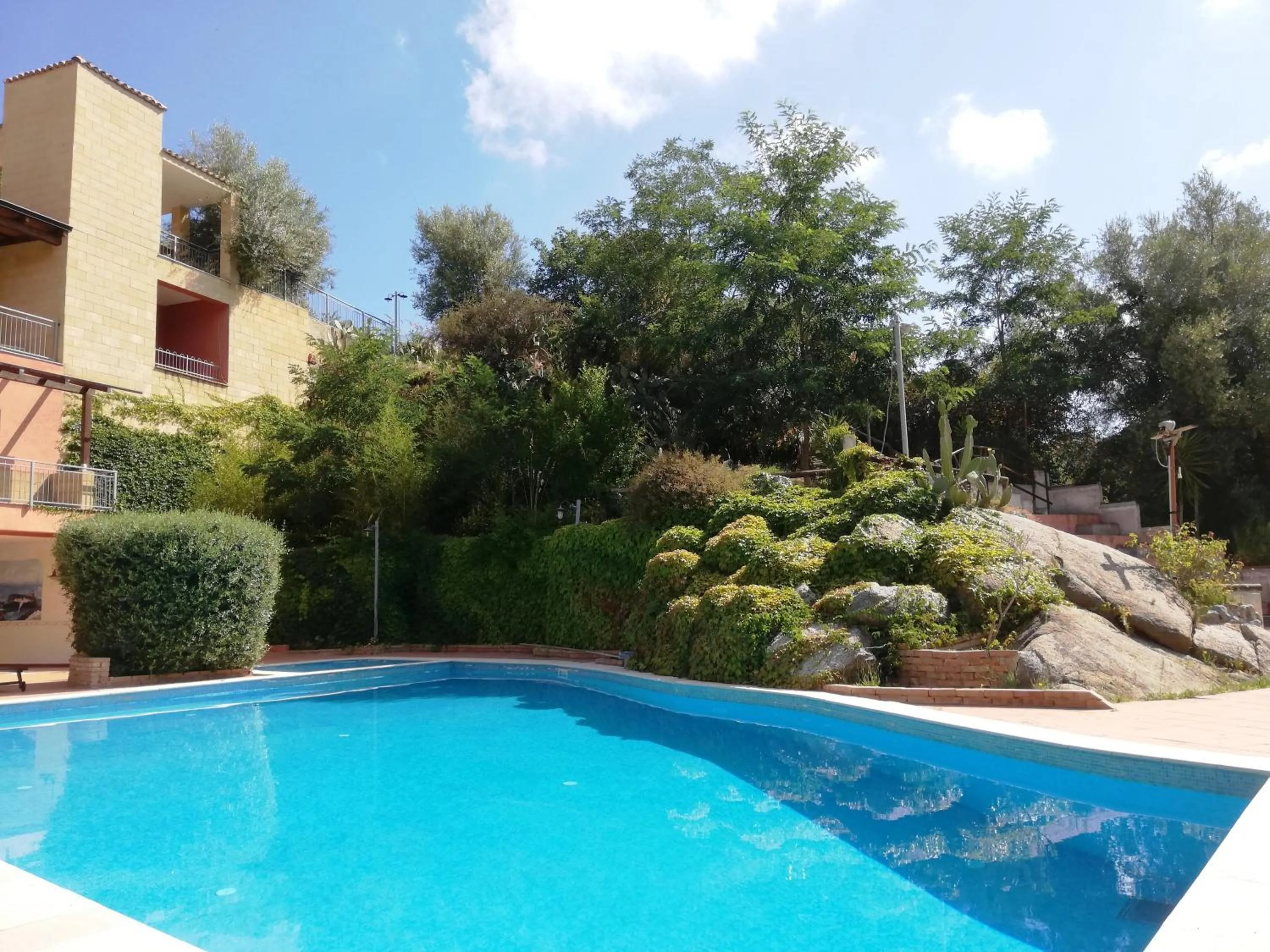 Pool view in Residenza Mediterranea
