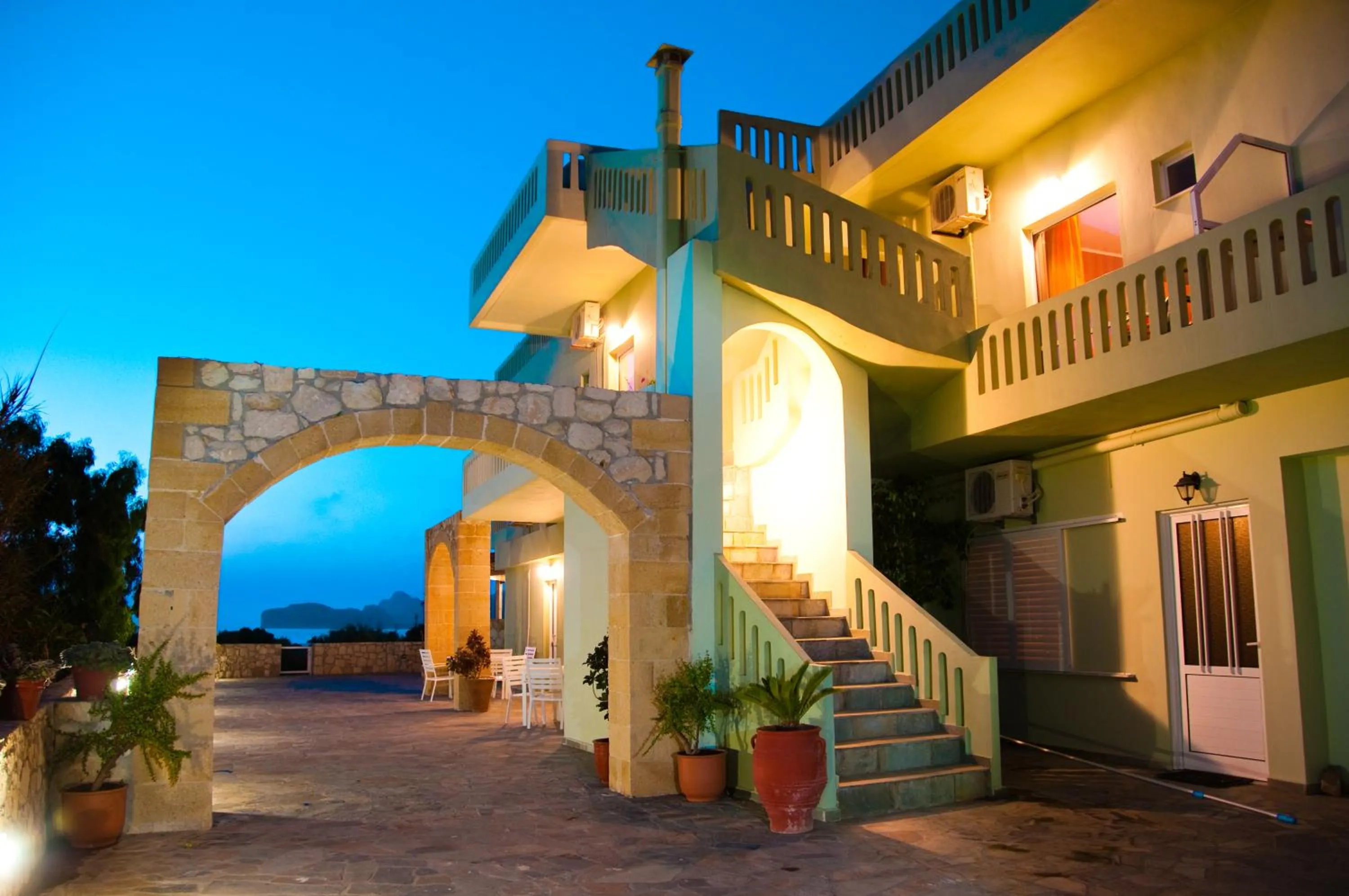 Other in Petritos Rooms and Studios