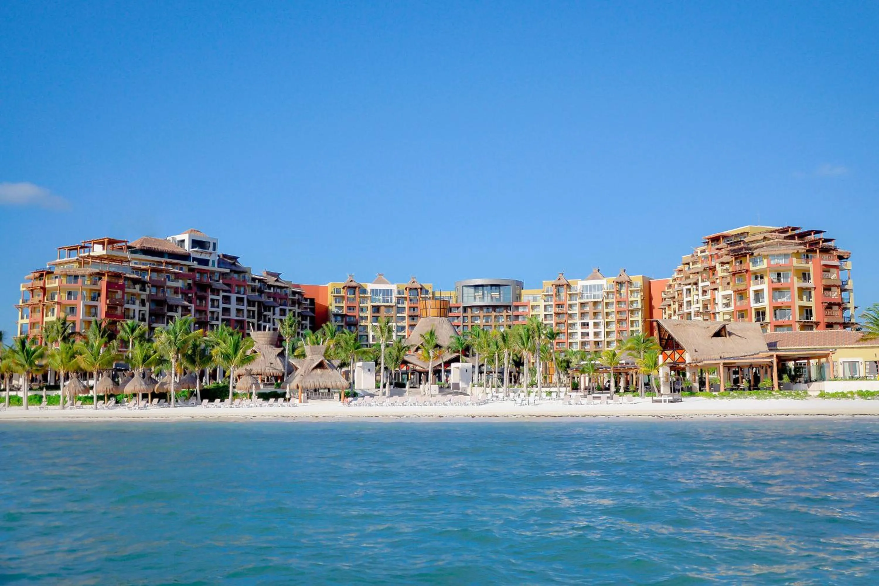Property building in Villa del Palmar Cancun Luxury Beach Resort & Spa