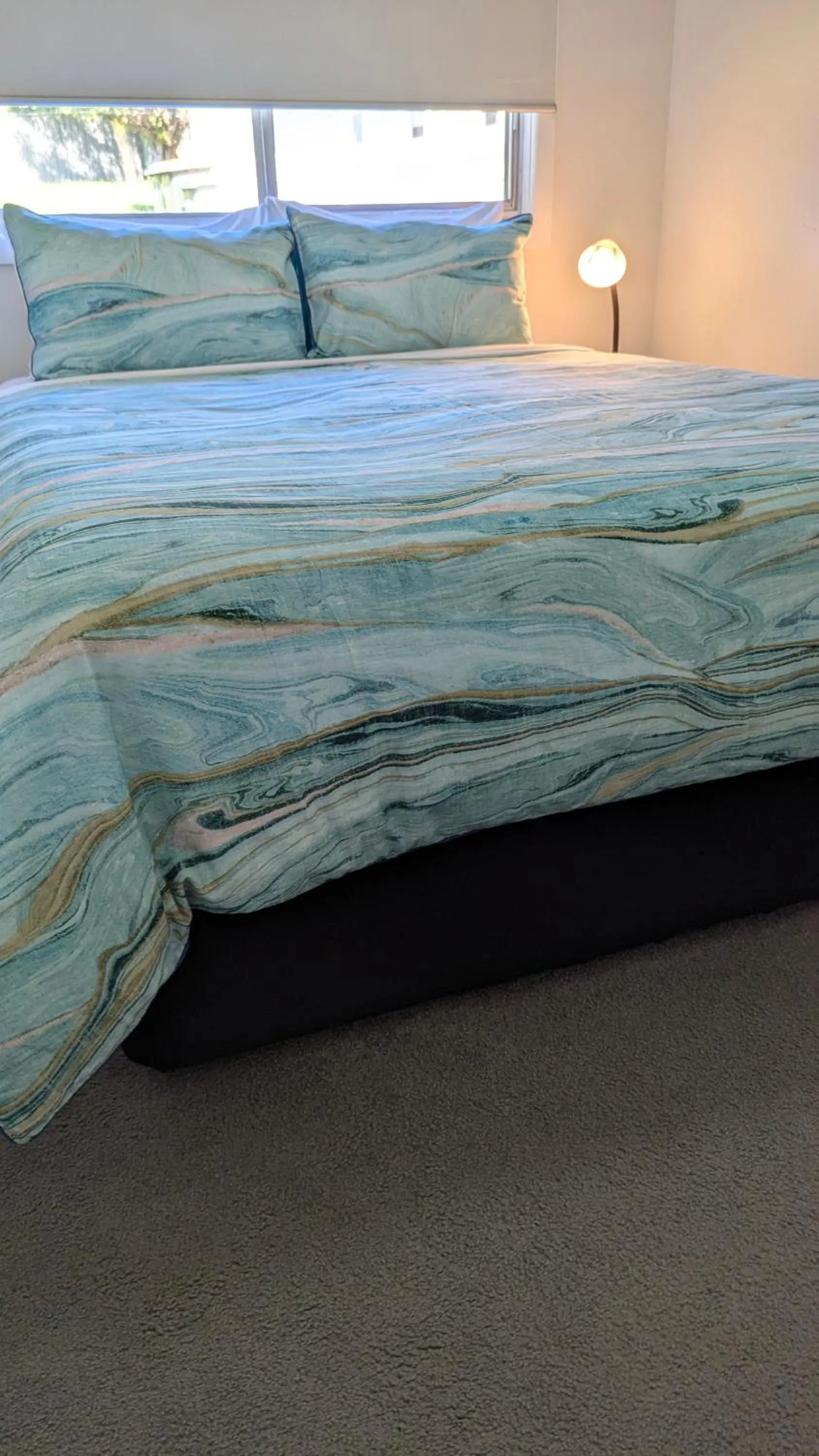 Bed in Araluen Motor Lodge