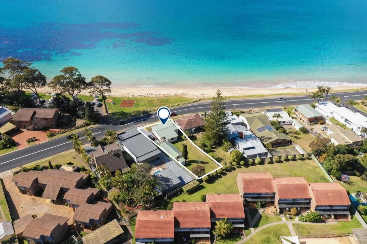 Property building in Araluen Motor Lodge