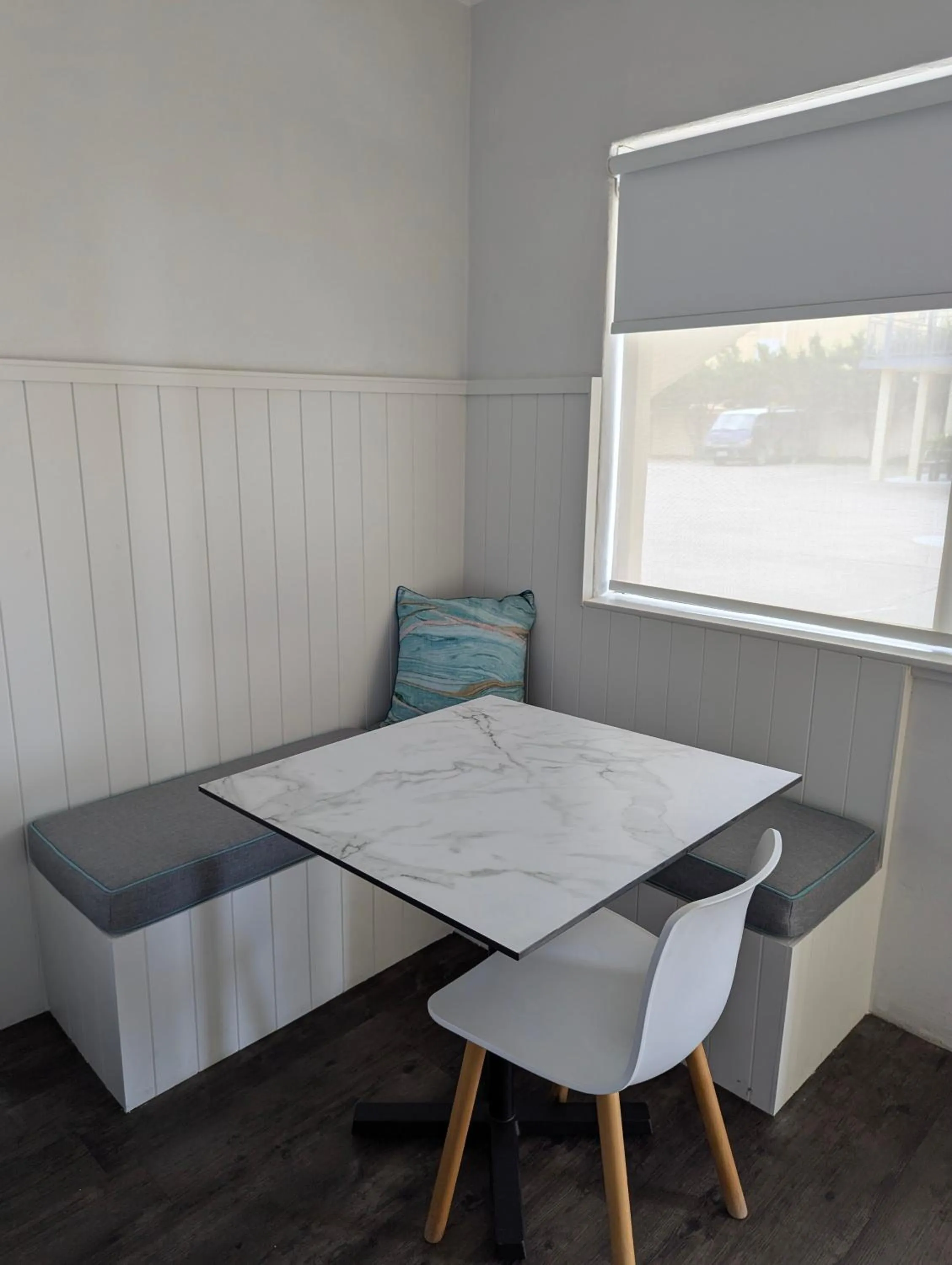 TV and multimedia in Araluen Motor Lodge