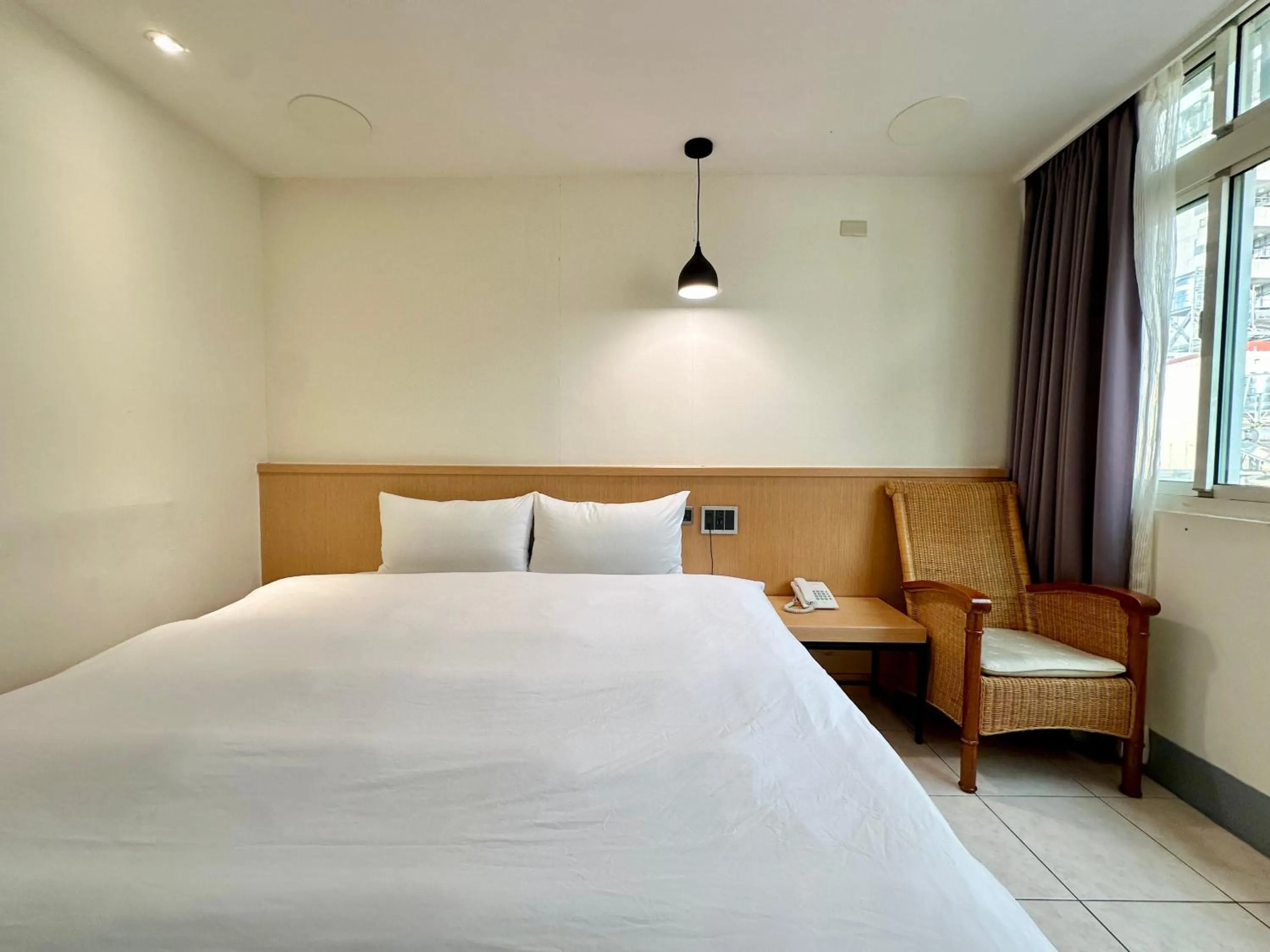 Bed in Taihu Hotel Sun Moon Lake