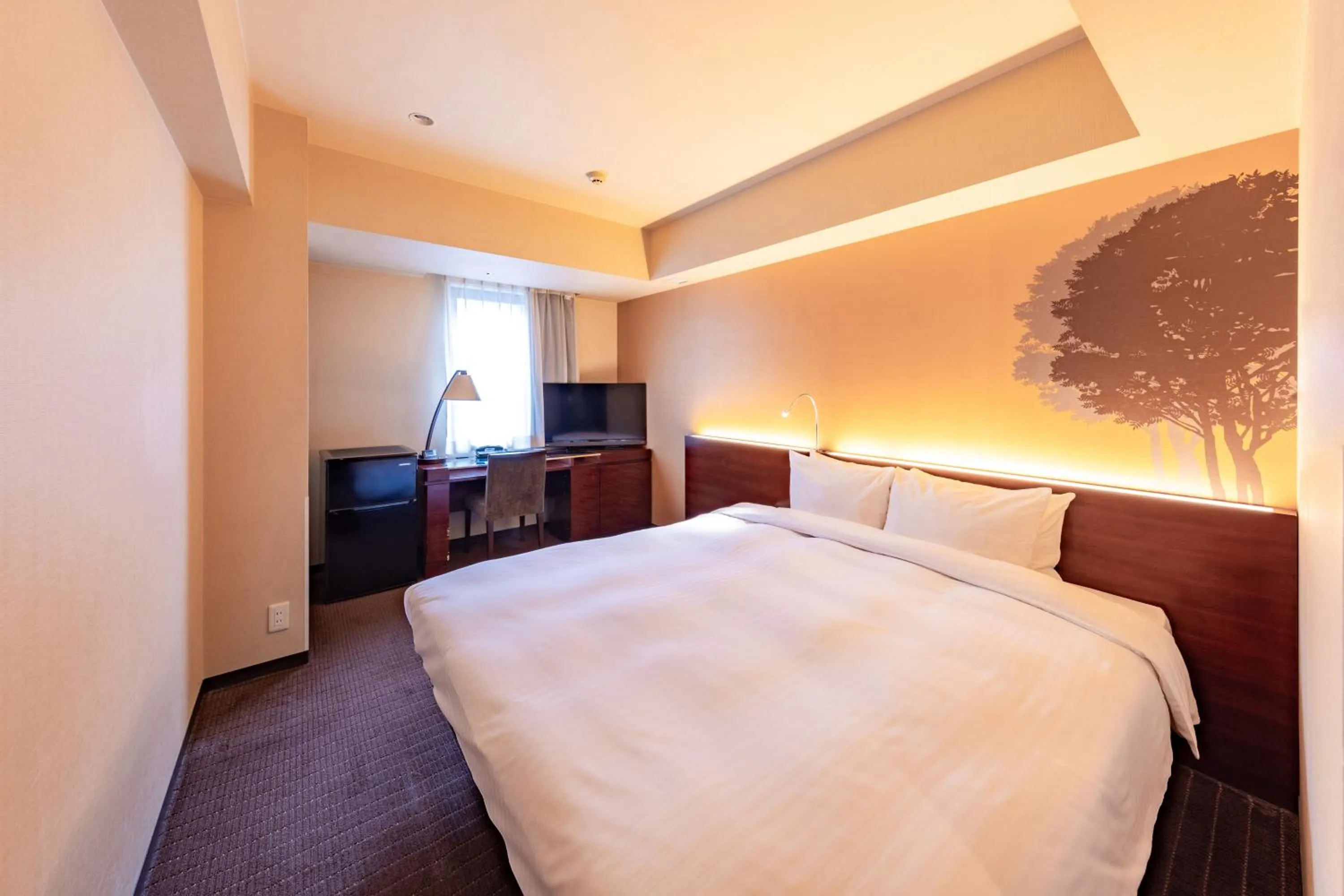 Photo of the whole room, Bed in Hotel Keihan Sapporo