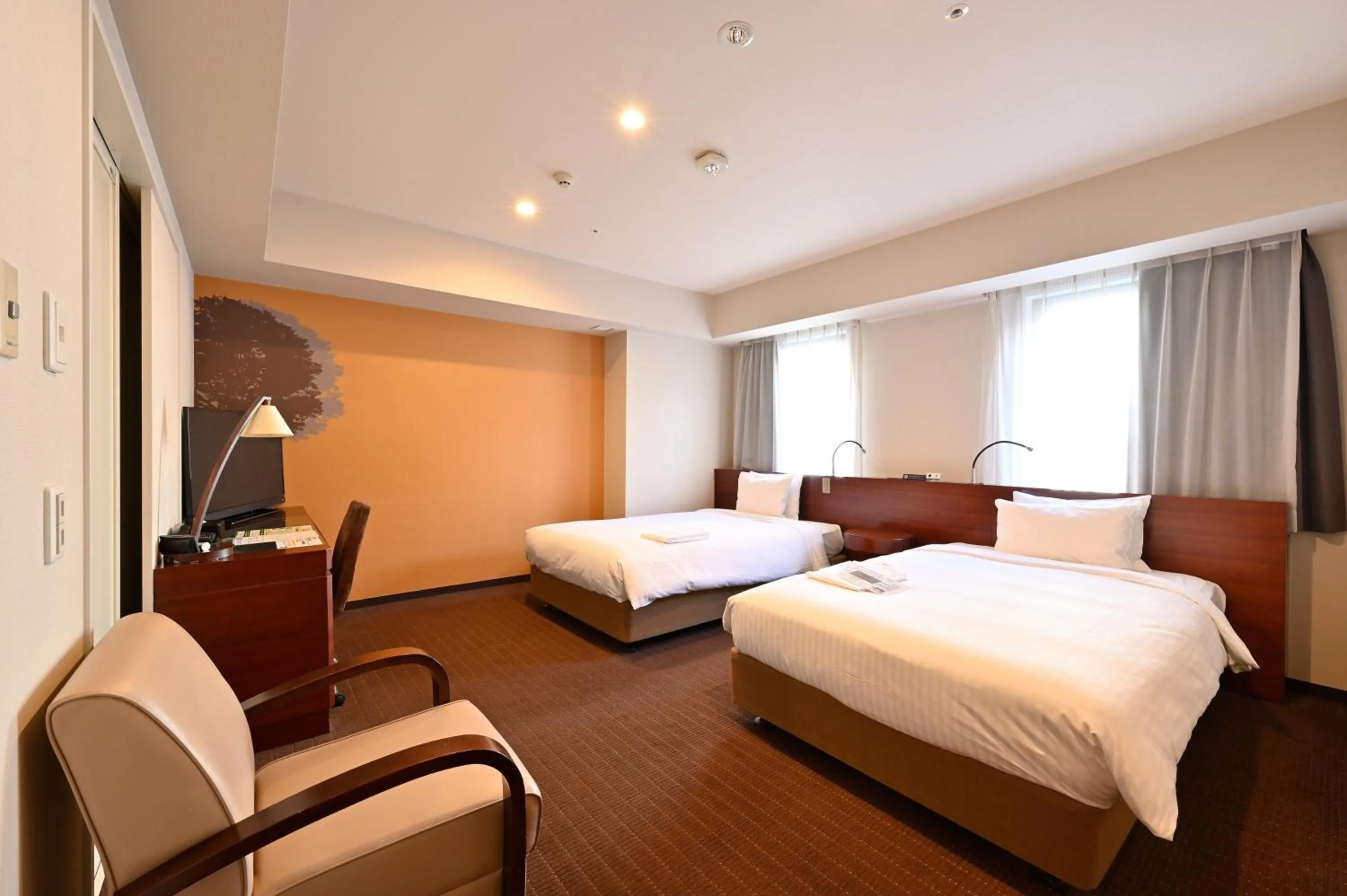 Photo of the whole room, Bed in Hotel Keihan Sapporo