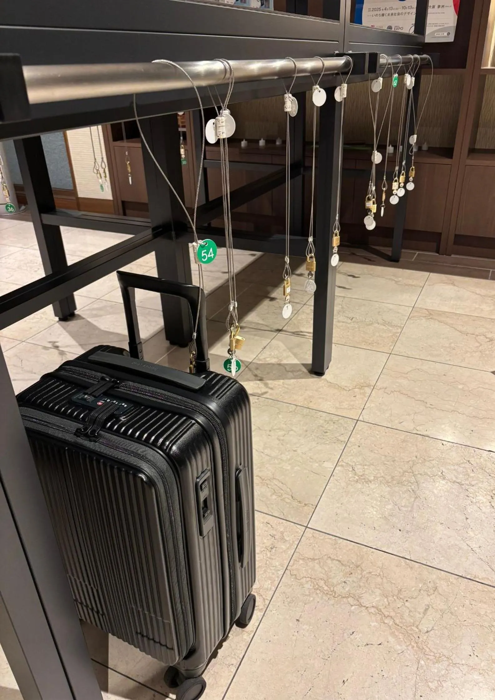 locker in Hotel Keihan Tenmabashi