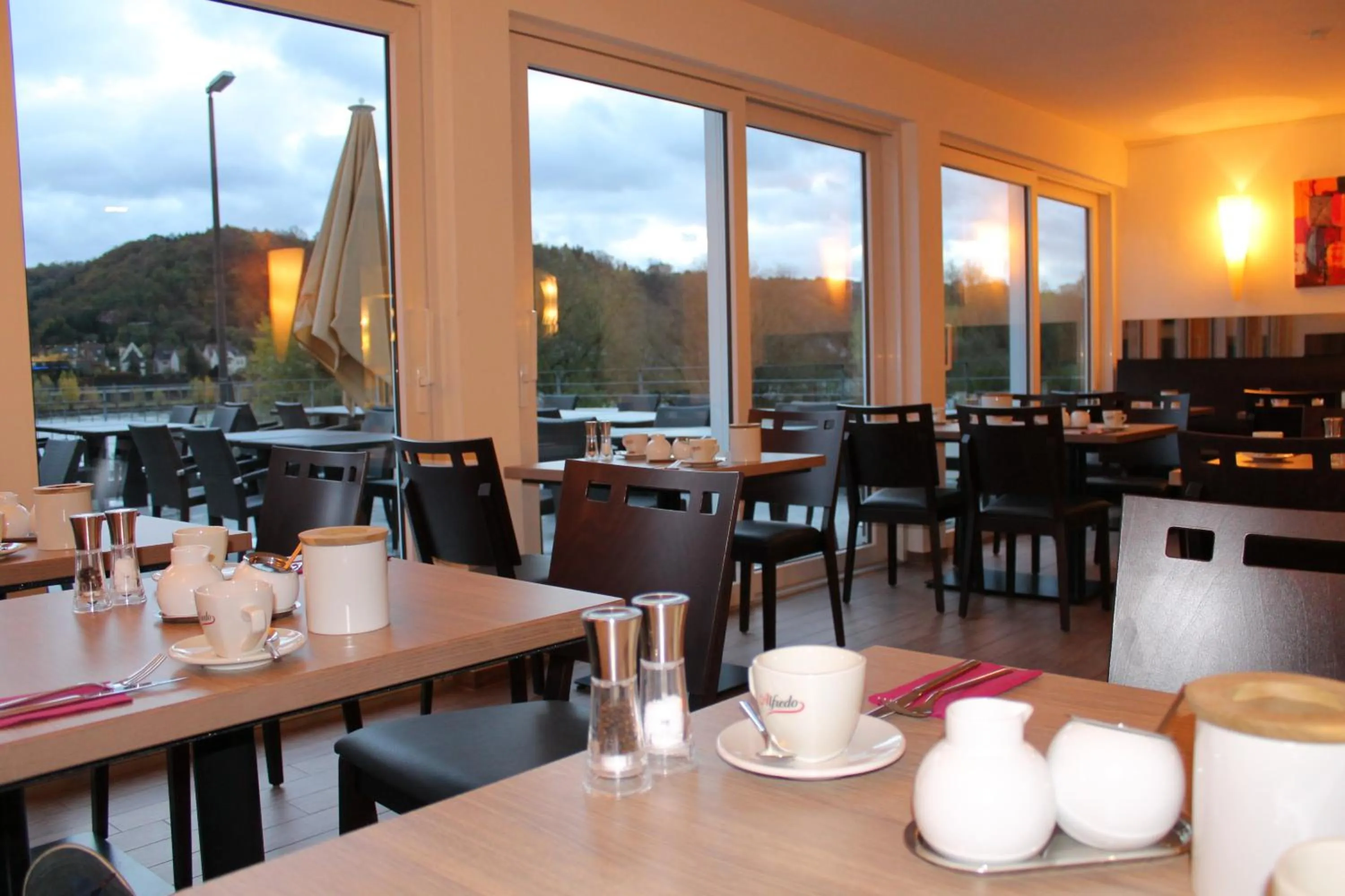 Restaurant/places to eat in RheinHotel ARTE