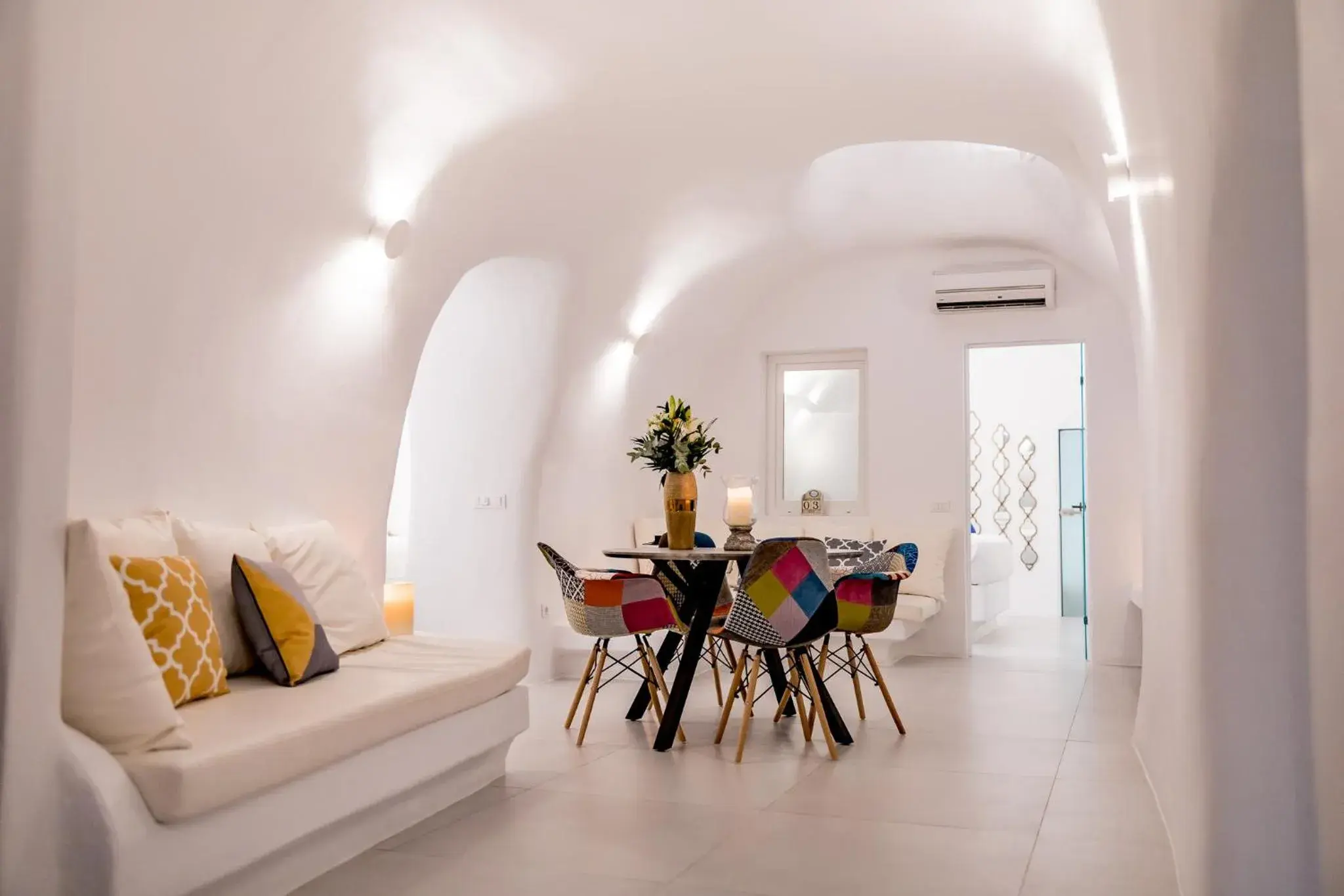 Superior Deluxe Two Bedroom Apartment with Private Pool in Boutique 88 Fira Superior Deluxe Two Bedroom Apartment with Private Pool in Boutique 88 Fira