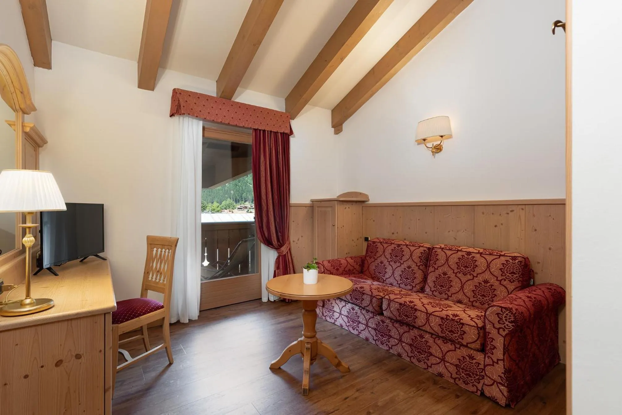 Bedroom in Beverly Alps Hotel & Spa