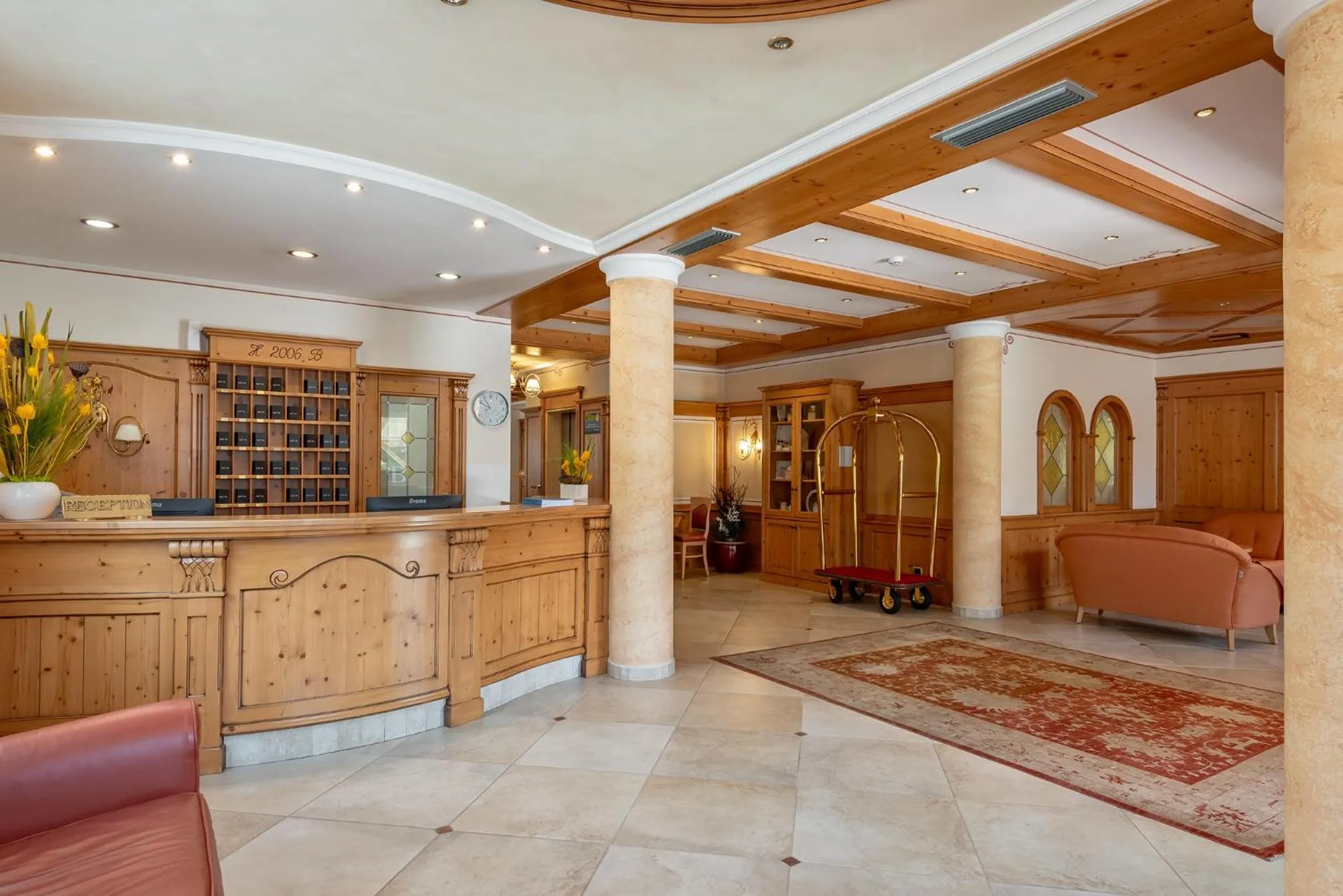 Lobby or reception in Beverly Alps Hotel & Spa