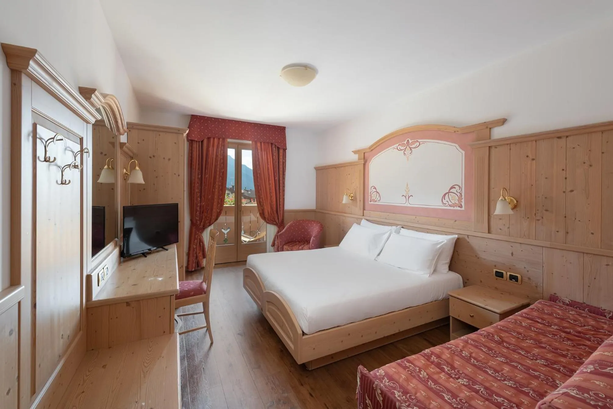 Bedroom, Bed in Beverly Alps Hotel & Spa