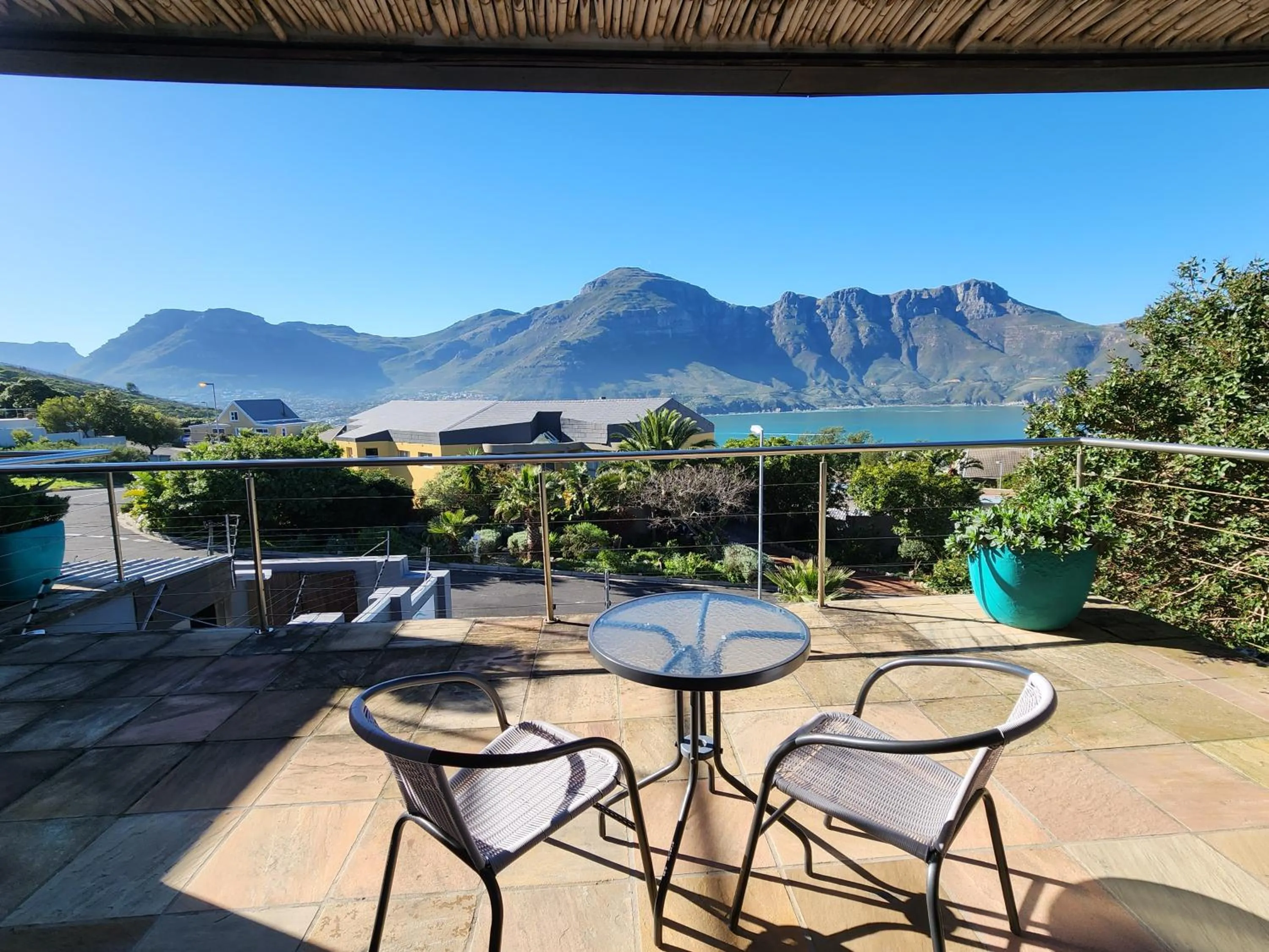 Hout Bay Breeze Guest House