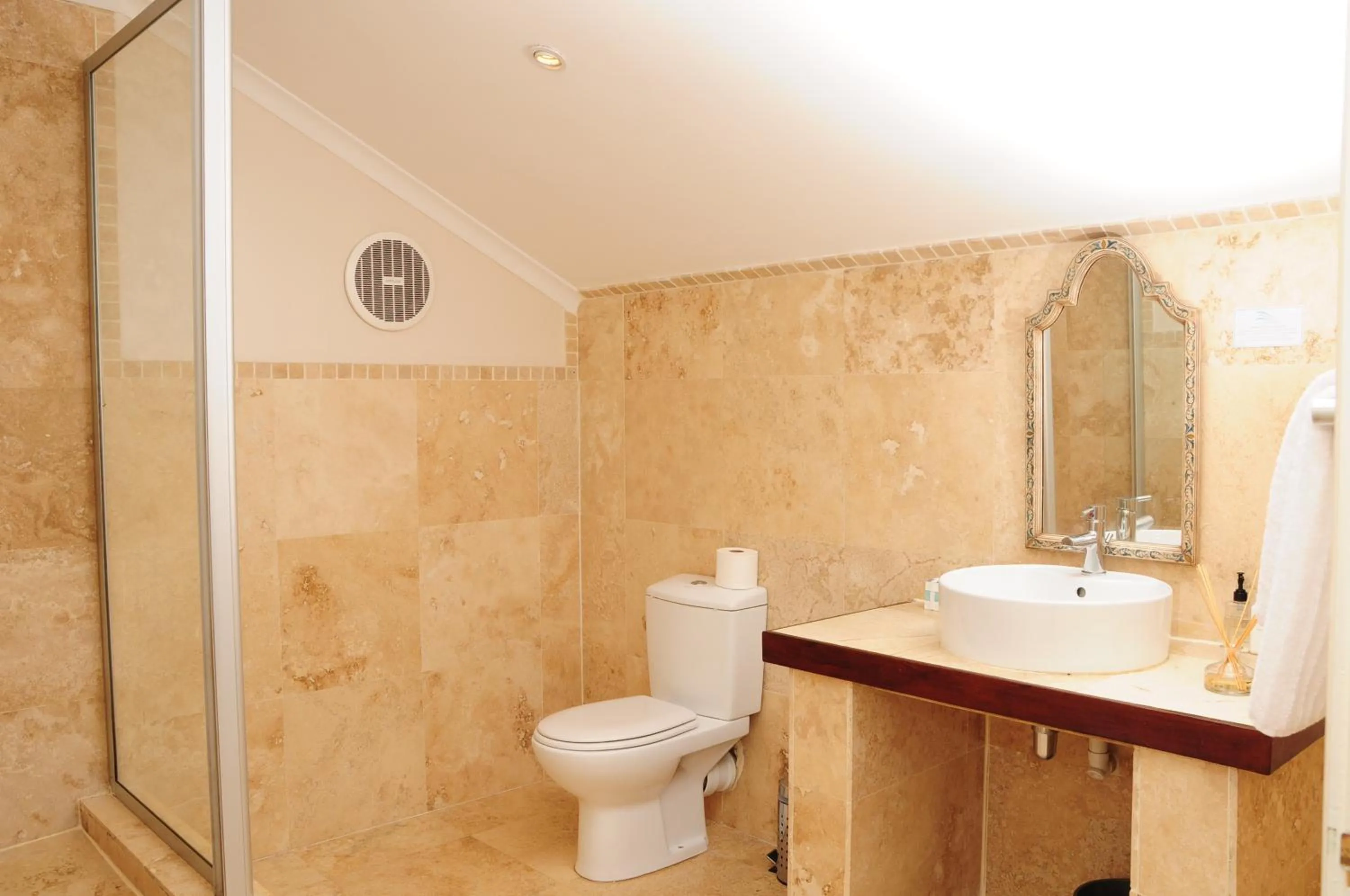 Hout Bay Breeze Guest House