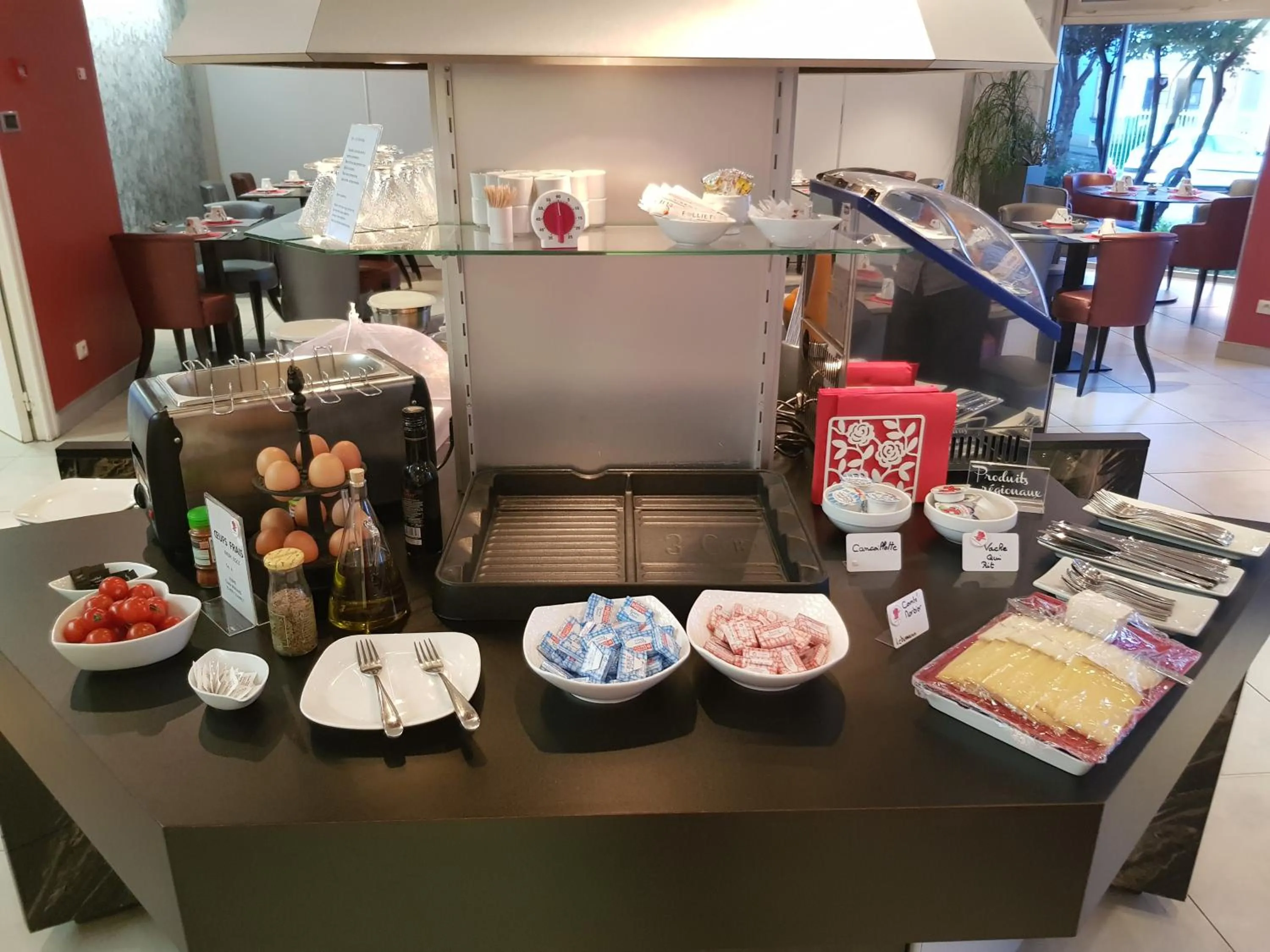 Breakfast in Brit Hotel Belfort Centre-Le Boreal