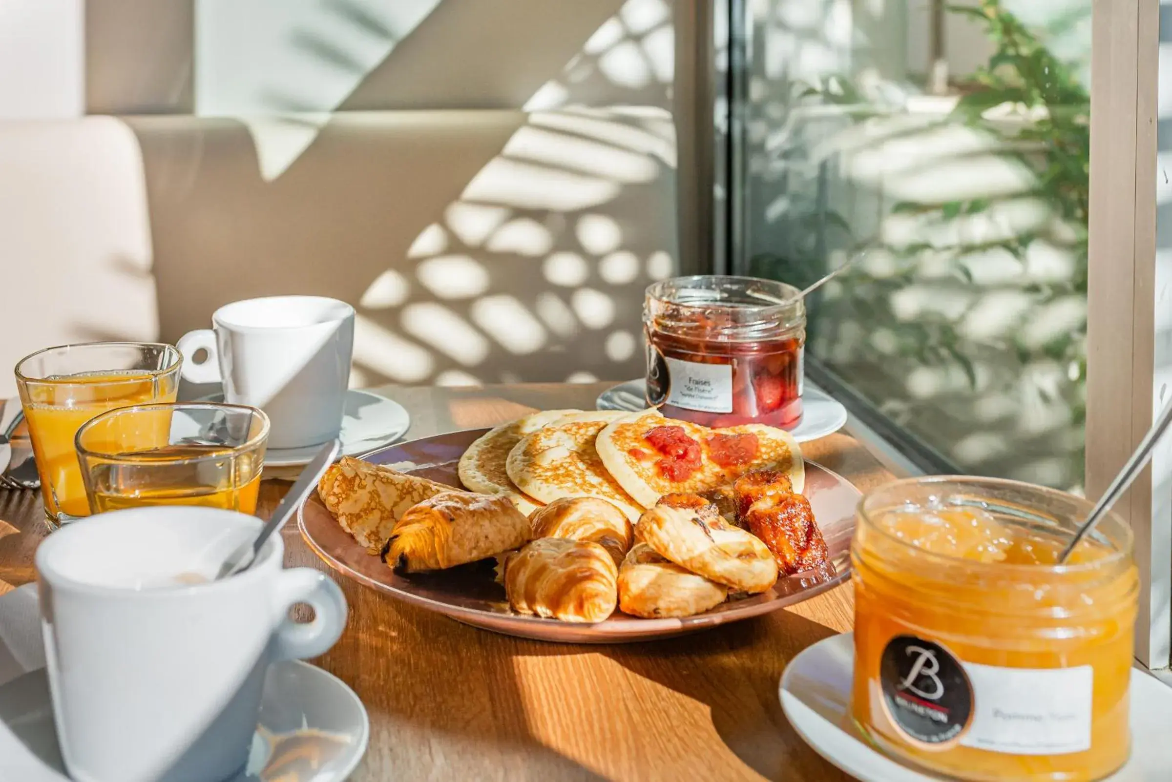 Food in Best Western Hôtel des Barolles - Lyon Sud Food in Best Western Hôtel des Barolles - Lyon Sud