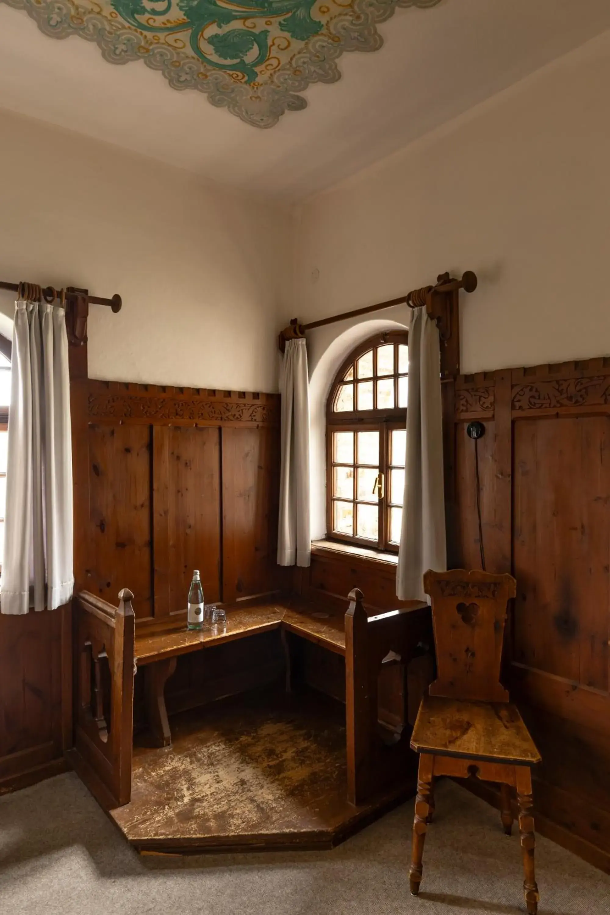 Superior Twin Room with City View in Castel Pergine Superior Twin Room with City View in Castel Pergine