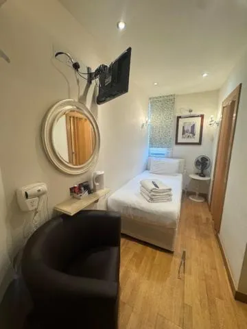 Bed in The Paramount Hotel