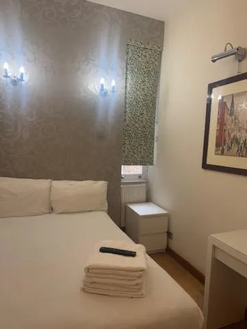 Bed in The Paramount Hotel