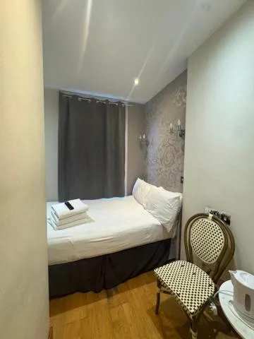 Bed in The Paramount Hotel