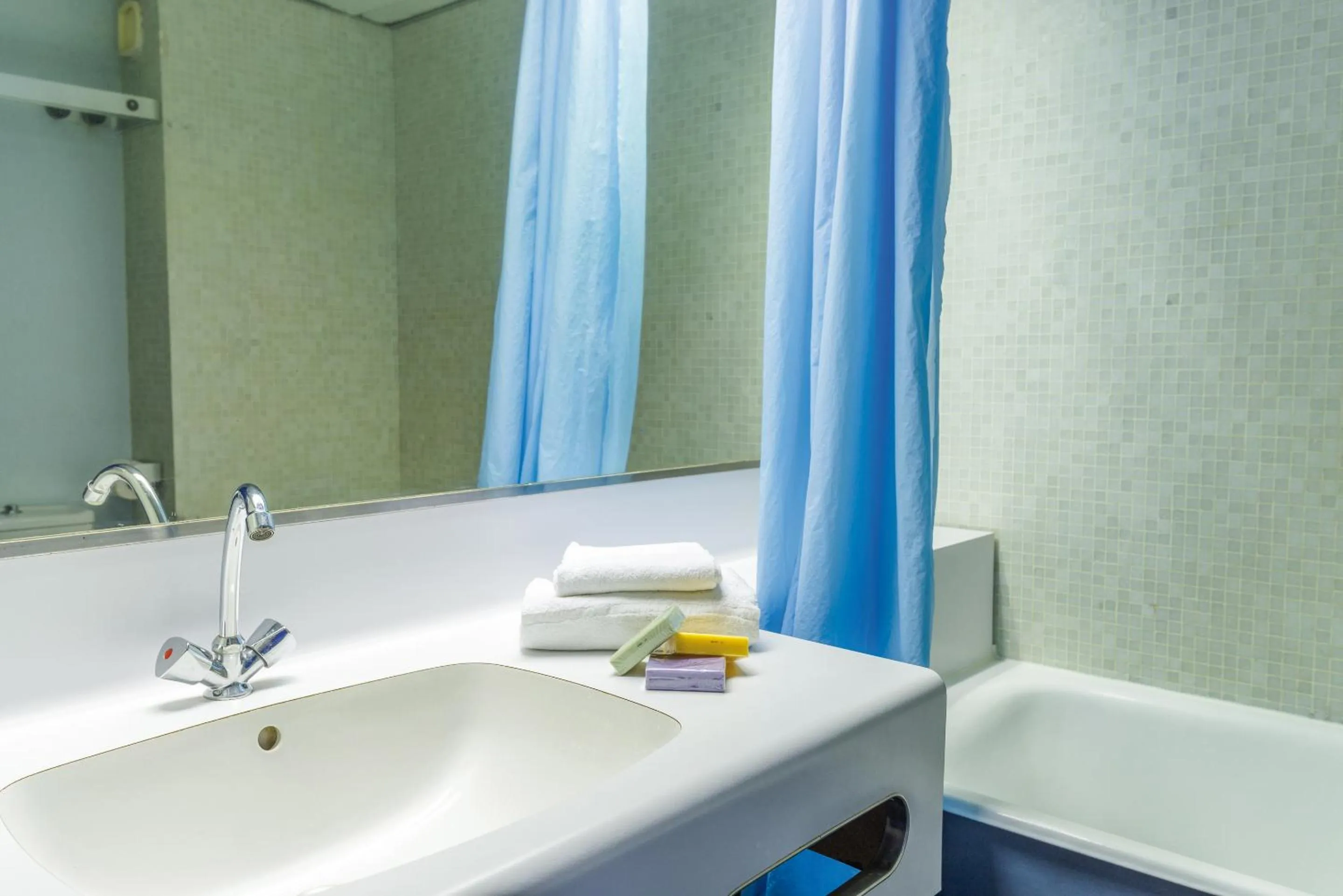 Bathroom in Lagrange Vacances Le Lydia Playa