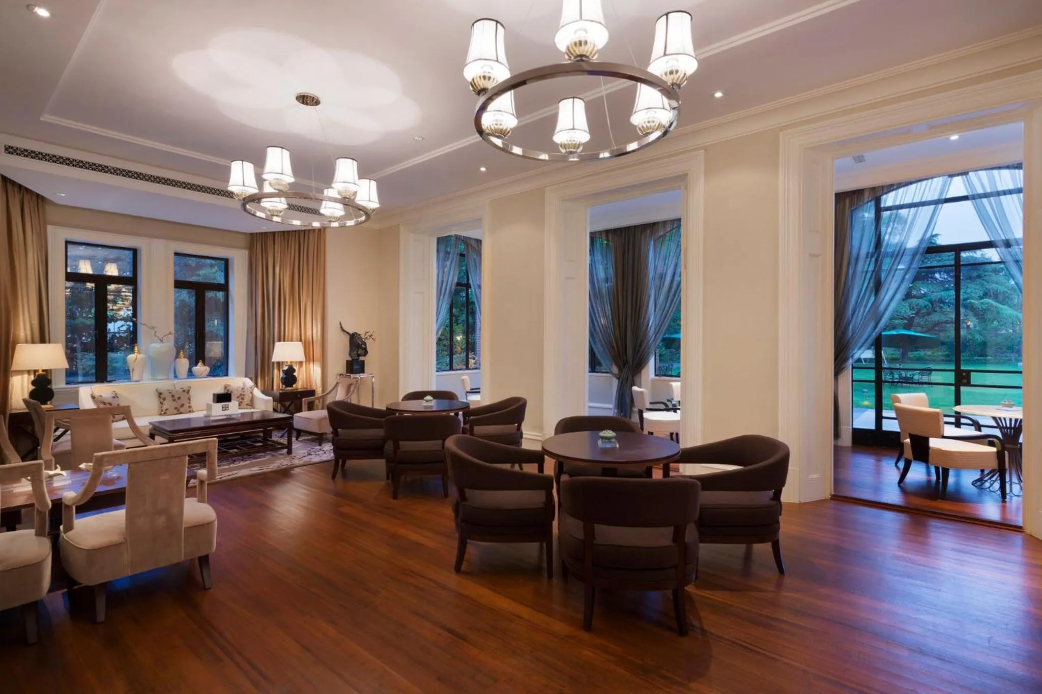 Restaurant/places to eat in InterContinental Shanghai Ruijin by IHG - Downtown Historic Iconic Garden Hotel