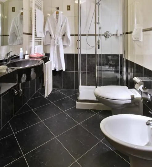 Bathroom in Hotel Lo Zodiaco