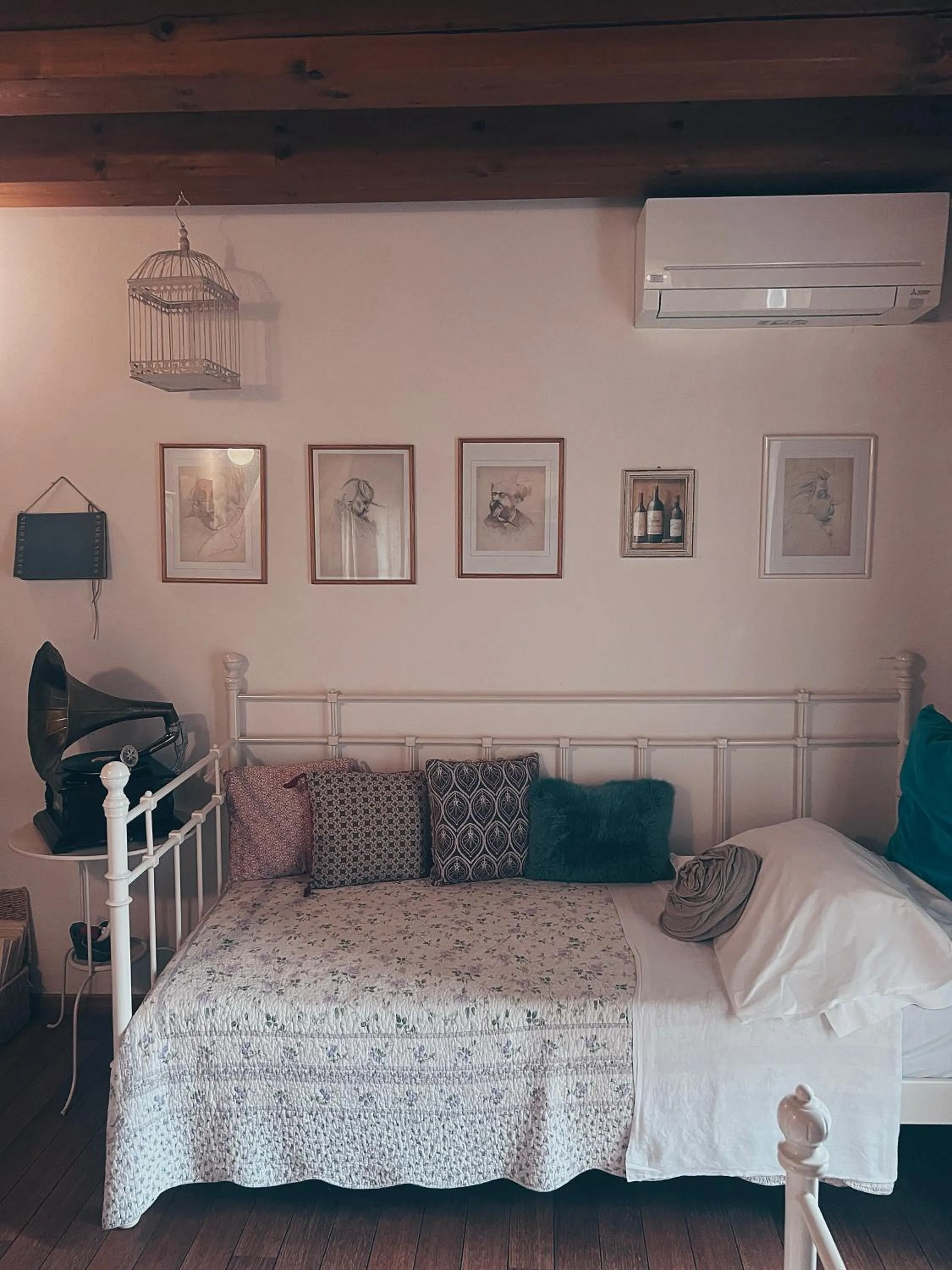 Bed in Locanda San Tomaso