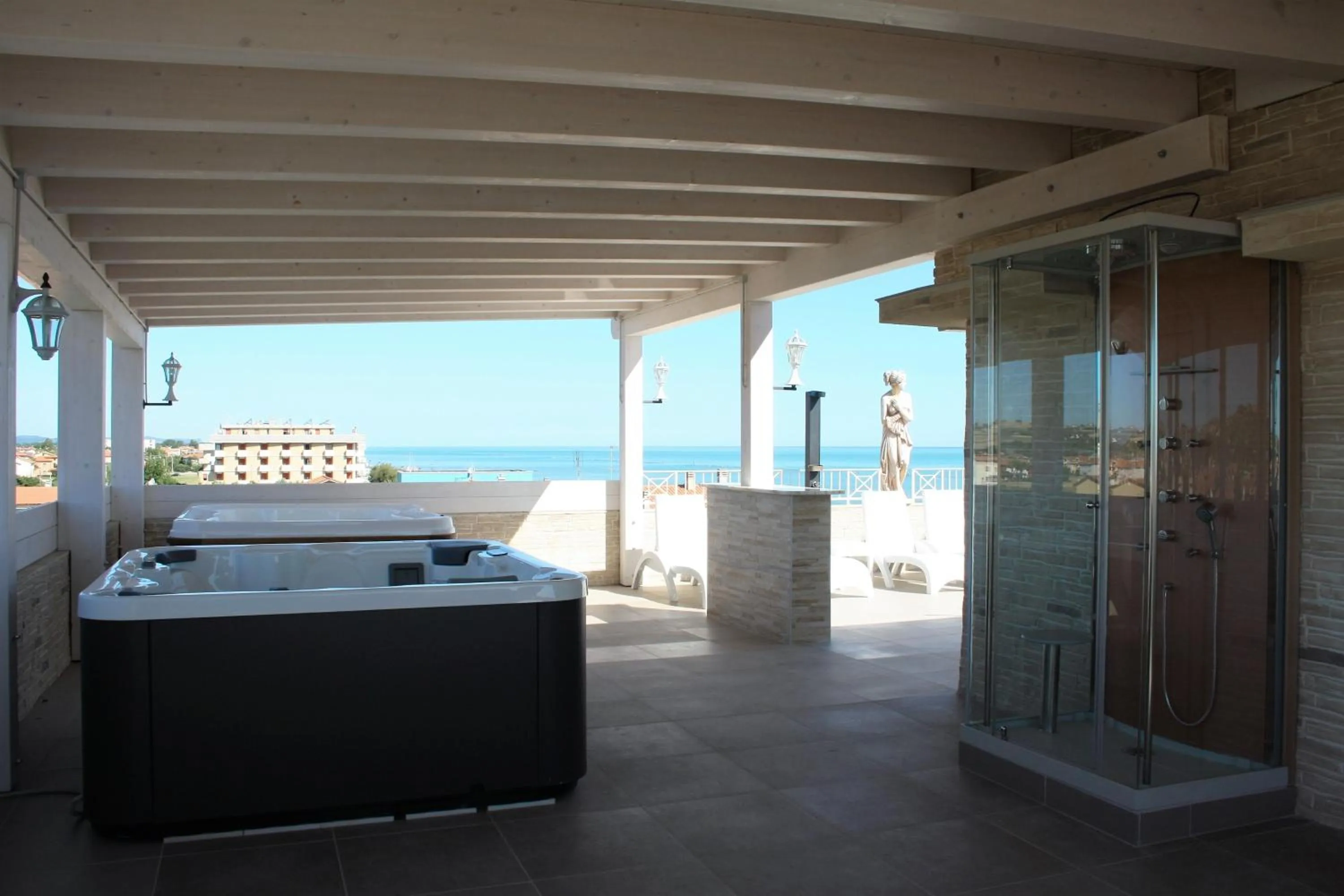 Hot Tub in GFH - Hotel Sole Resort & Spa