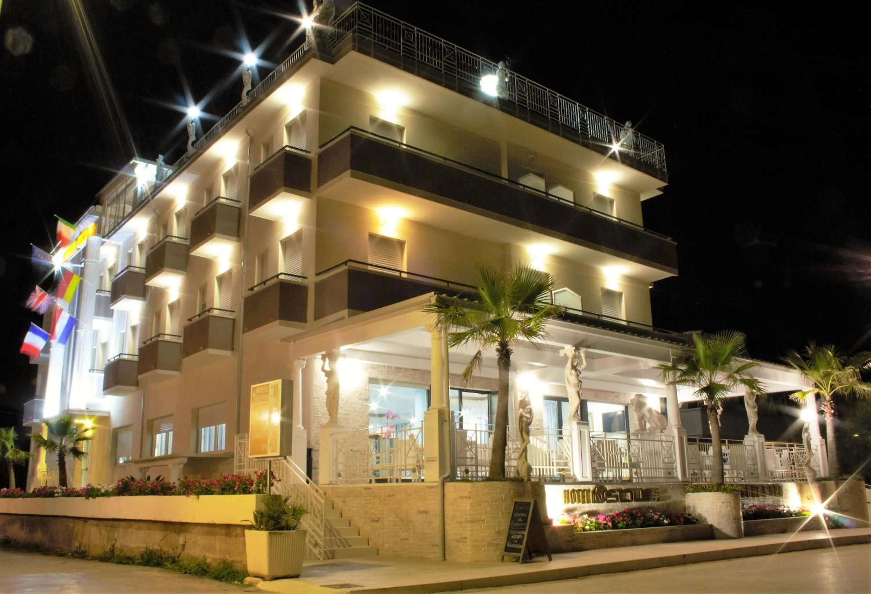 Property building in GFH - Hotel Sole Resort & Spa