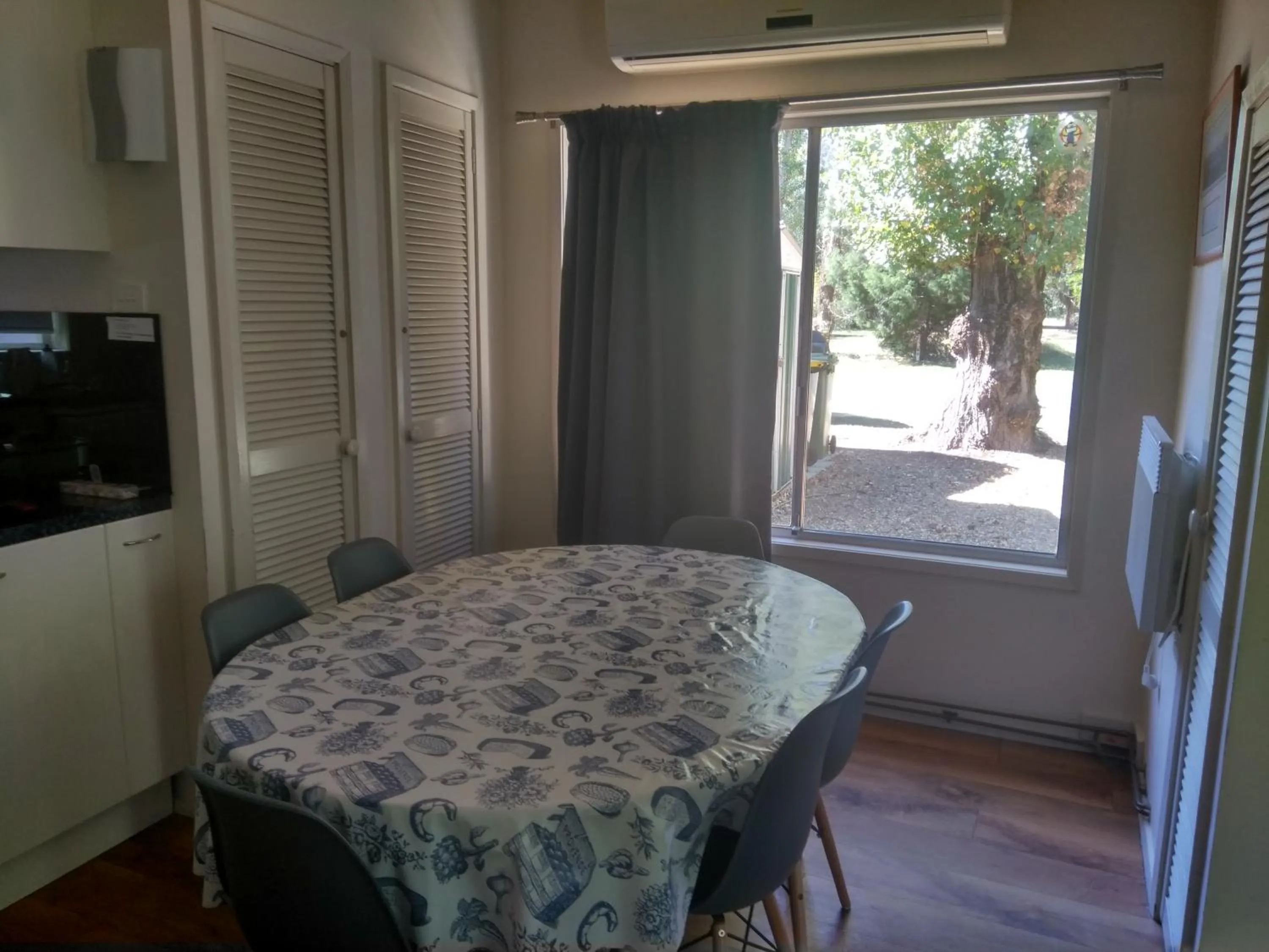 Ageri Holiday House