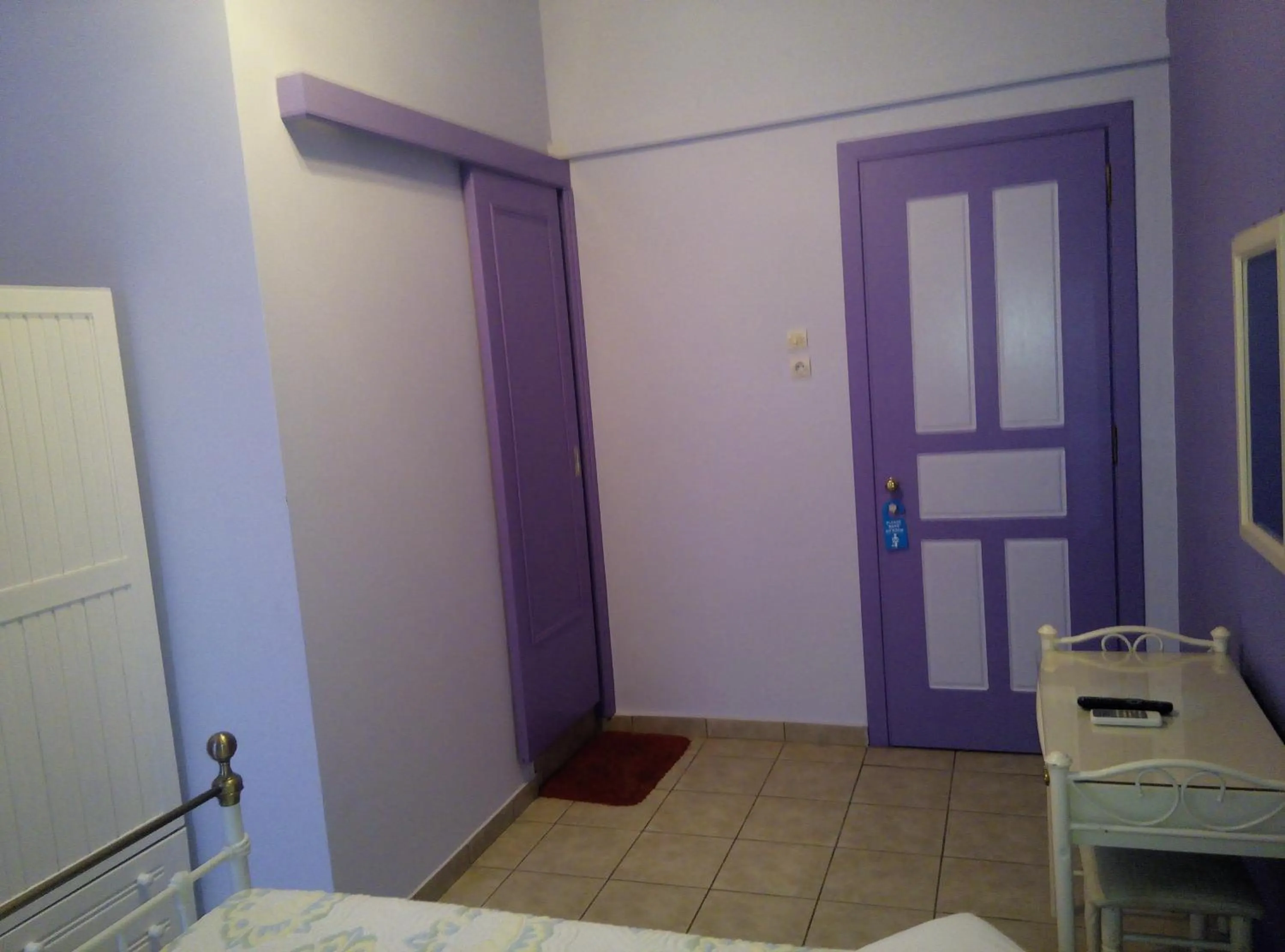 Shower in Hera Hotel