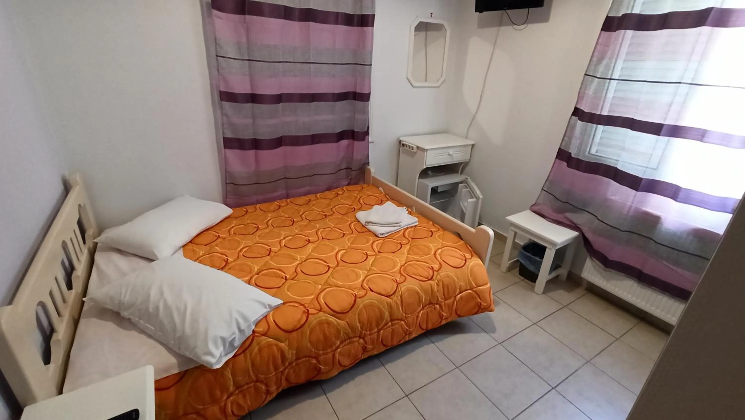 Photo of the whole room in Hera Hotel