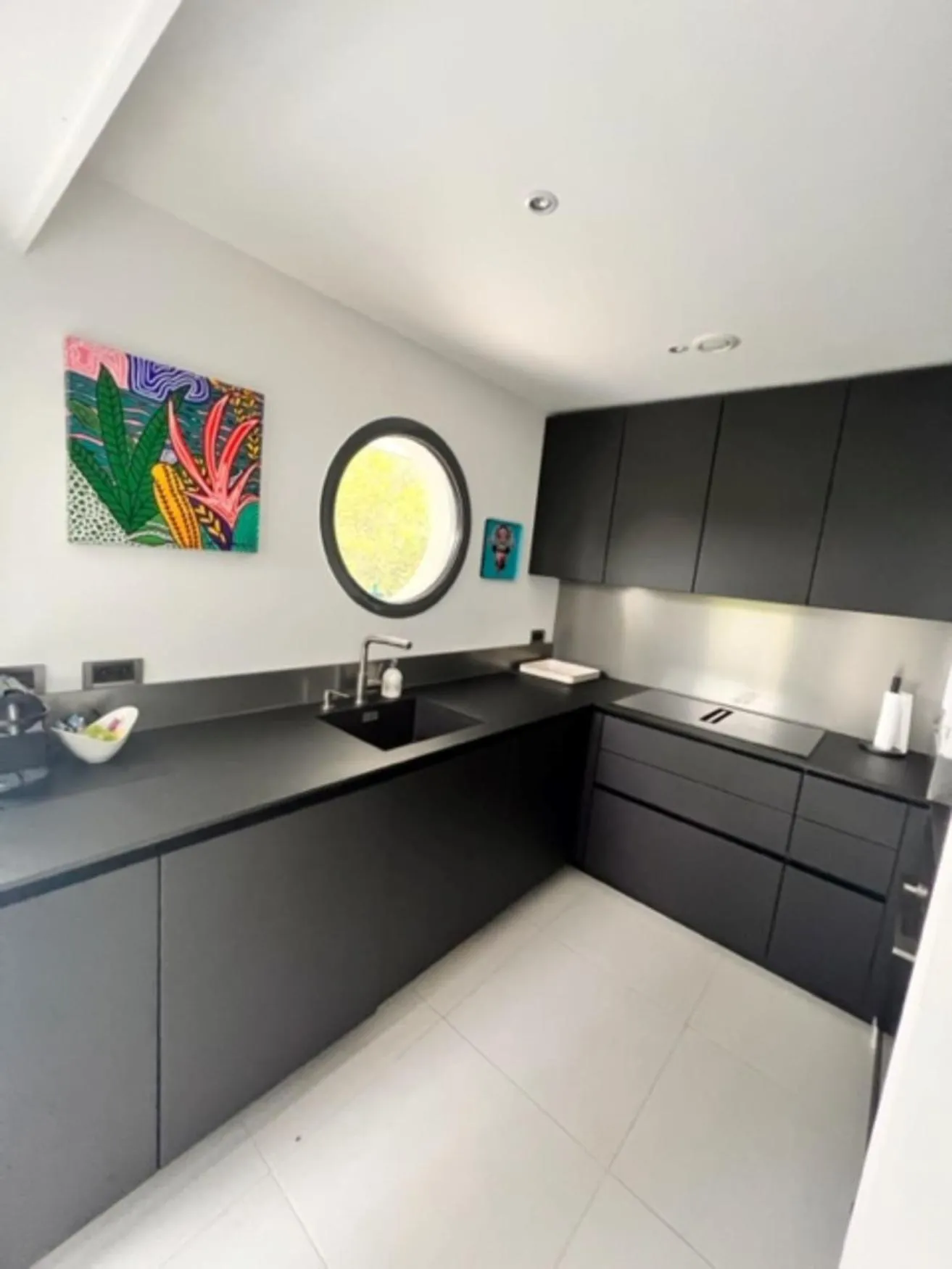 Kitchen or kitchenette in Arthur Properties - Montfleury