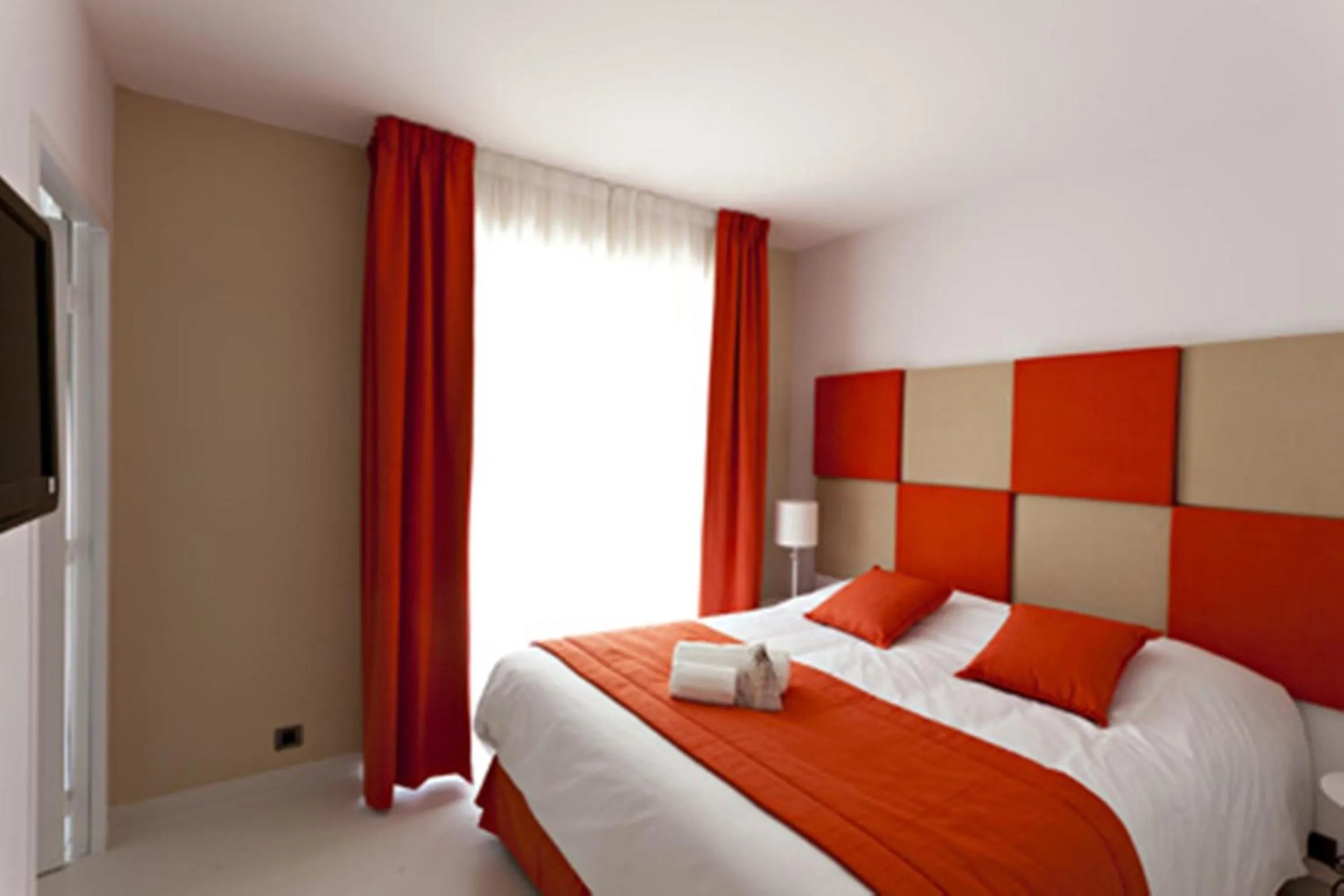 Bedroom, Bed in Arthur Properties - Montfleury