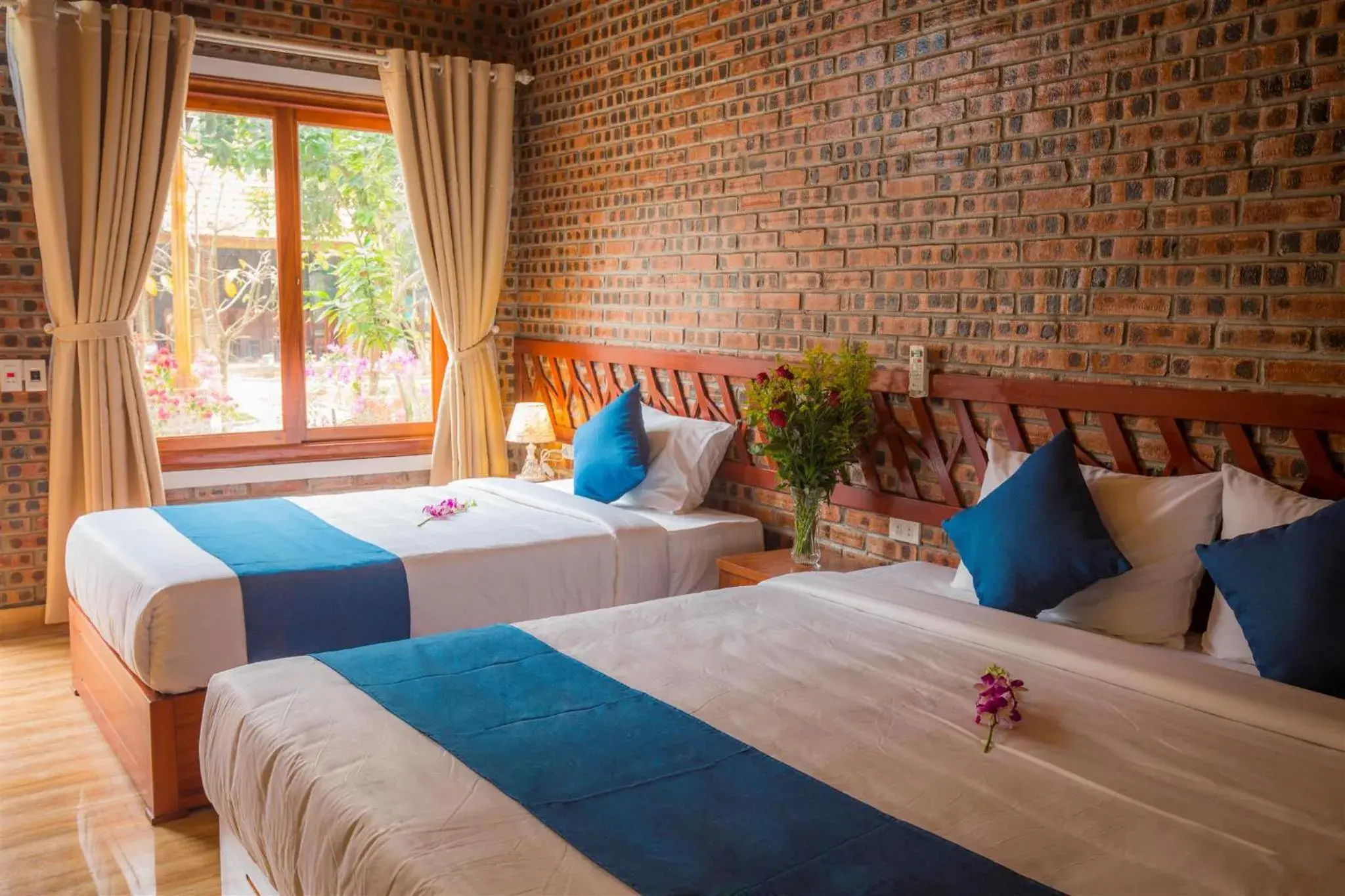 Family Bungalow in Tam Coc Serene Bungalow Family Bungalow in Tam Coc Serene Bungalow