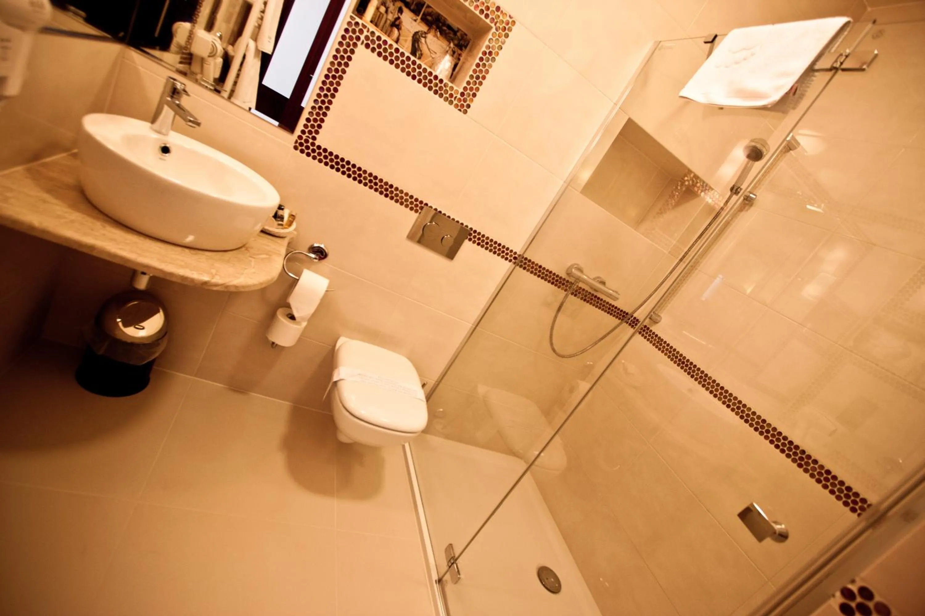 Bathroom in Hotel Rodan