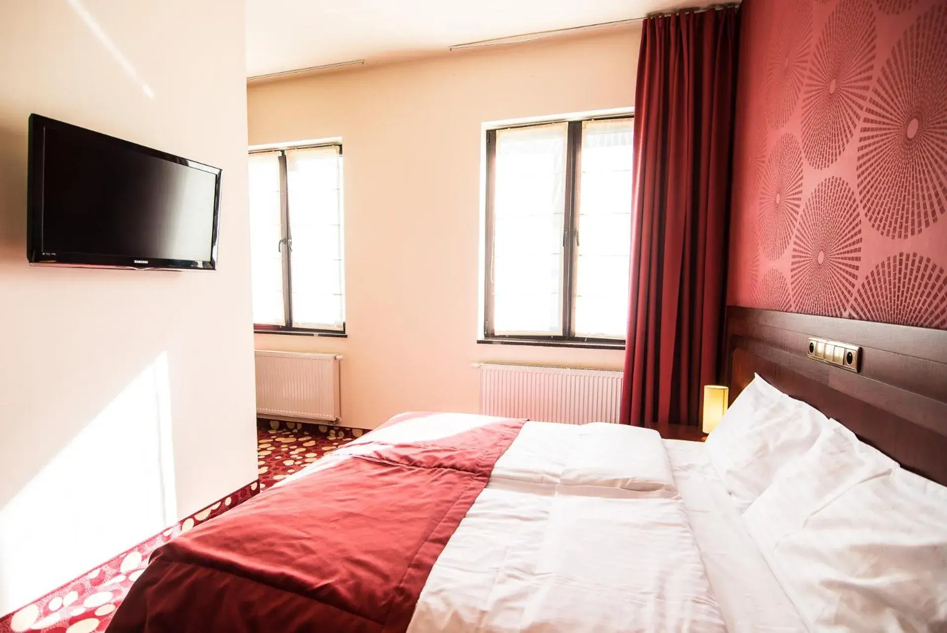 Comfort Double Room in Hotel Rodan Comfort Double Room in Hotel Rodan