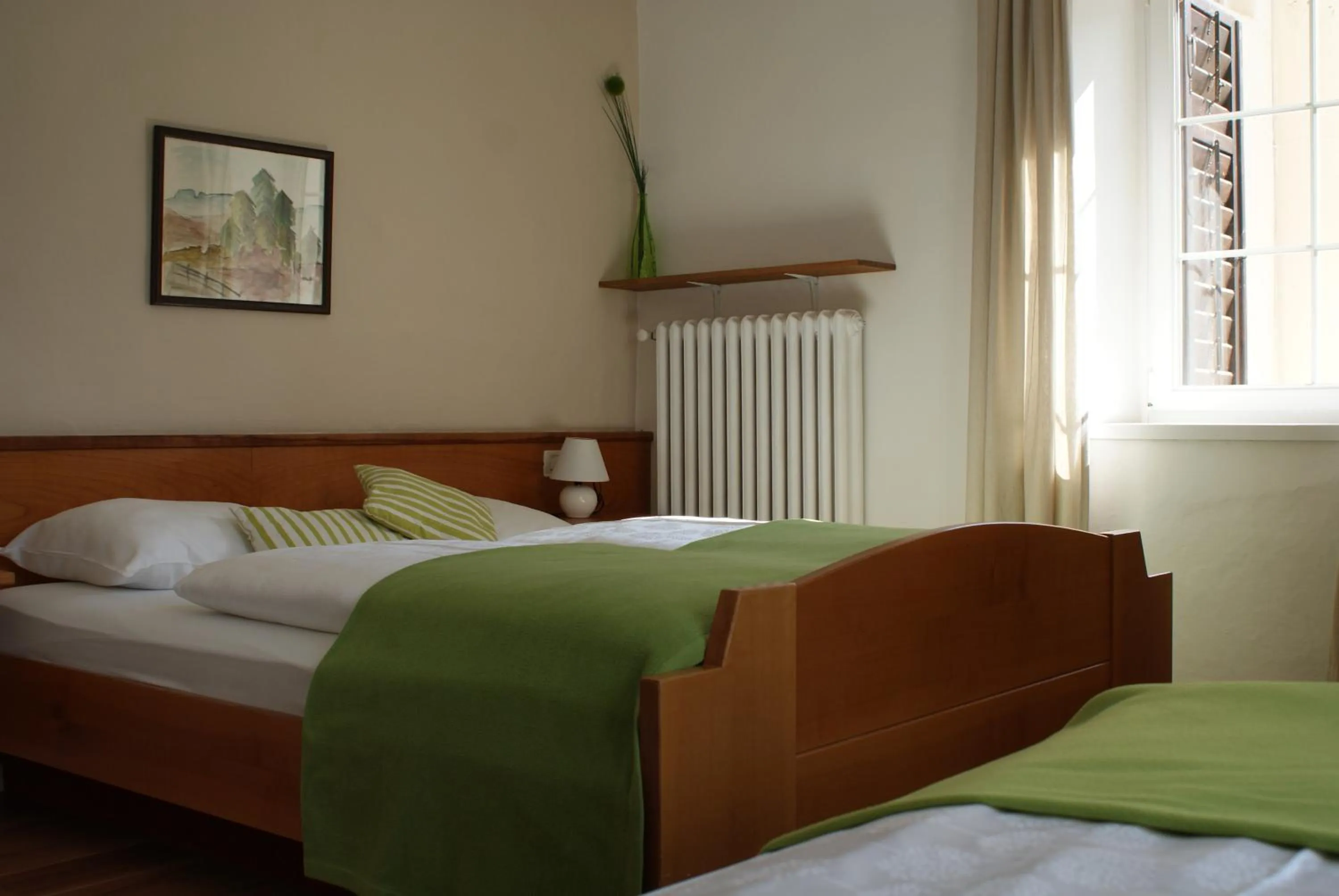 Bedroom, Bed in Gasthof Albergo Kreuzwirt