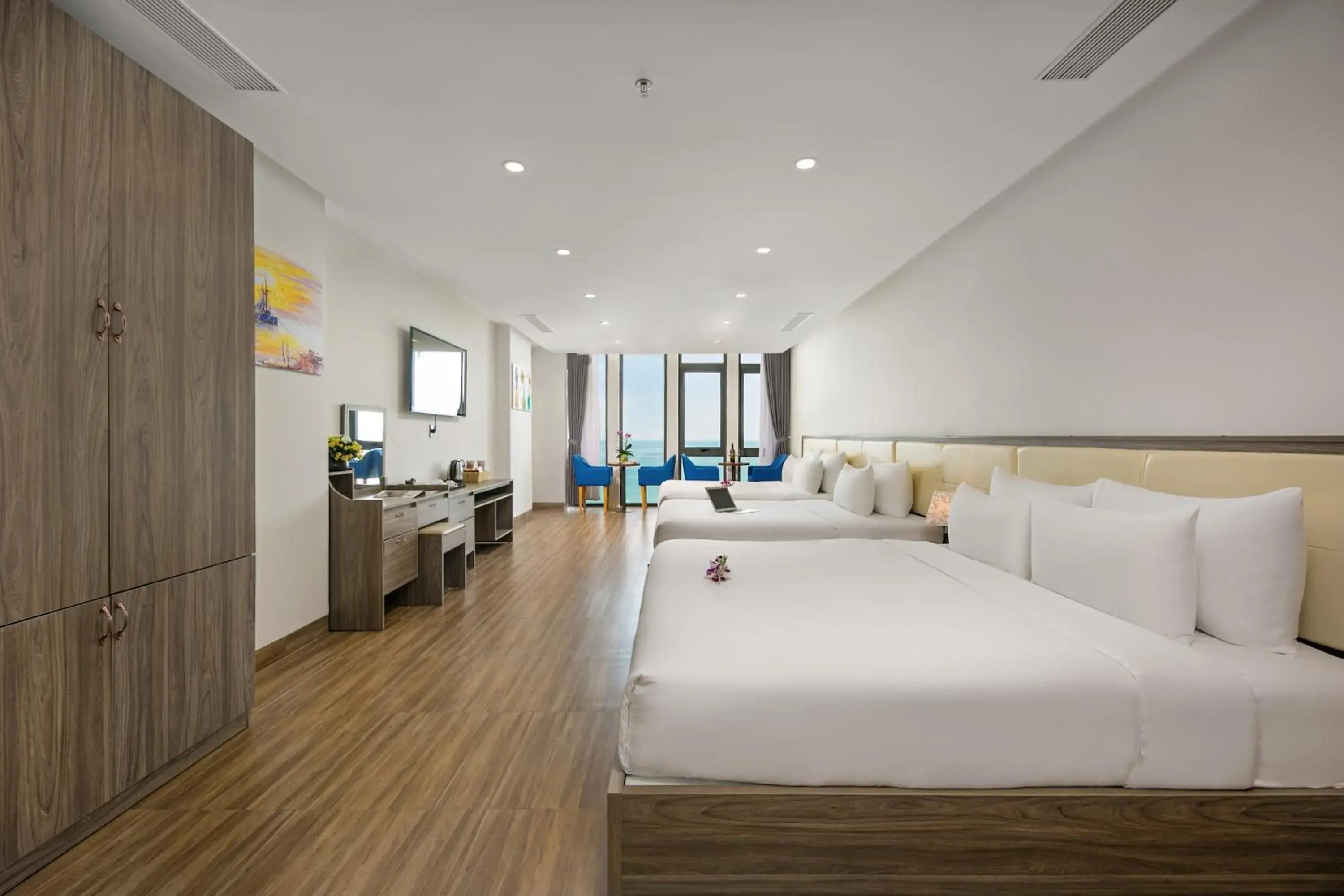 Family Room with Sea View in DAO NGOC BEACH HOTEL Da Nang Family Room with Sea View in DAO NGOC BEACH HOTEL Da Nang