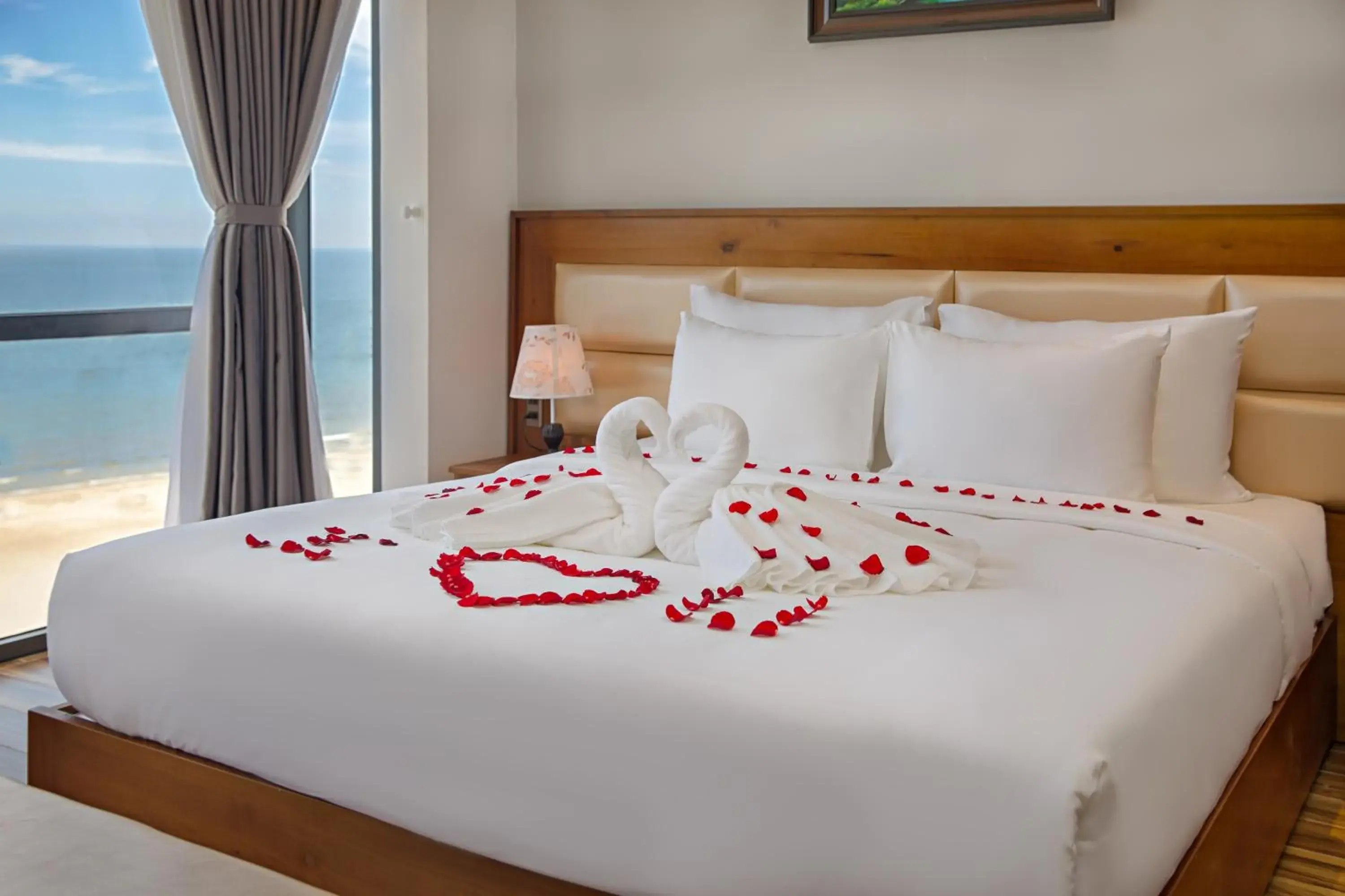King Suite with Sea View in DAO NGOC BEACH HOTEL Da Nang King Suite with Sea View in DAO NGOC BEACH HOTEL Da Nang