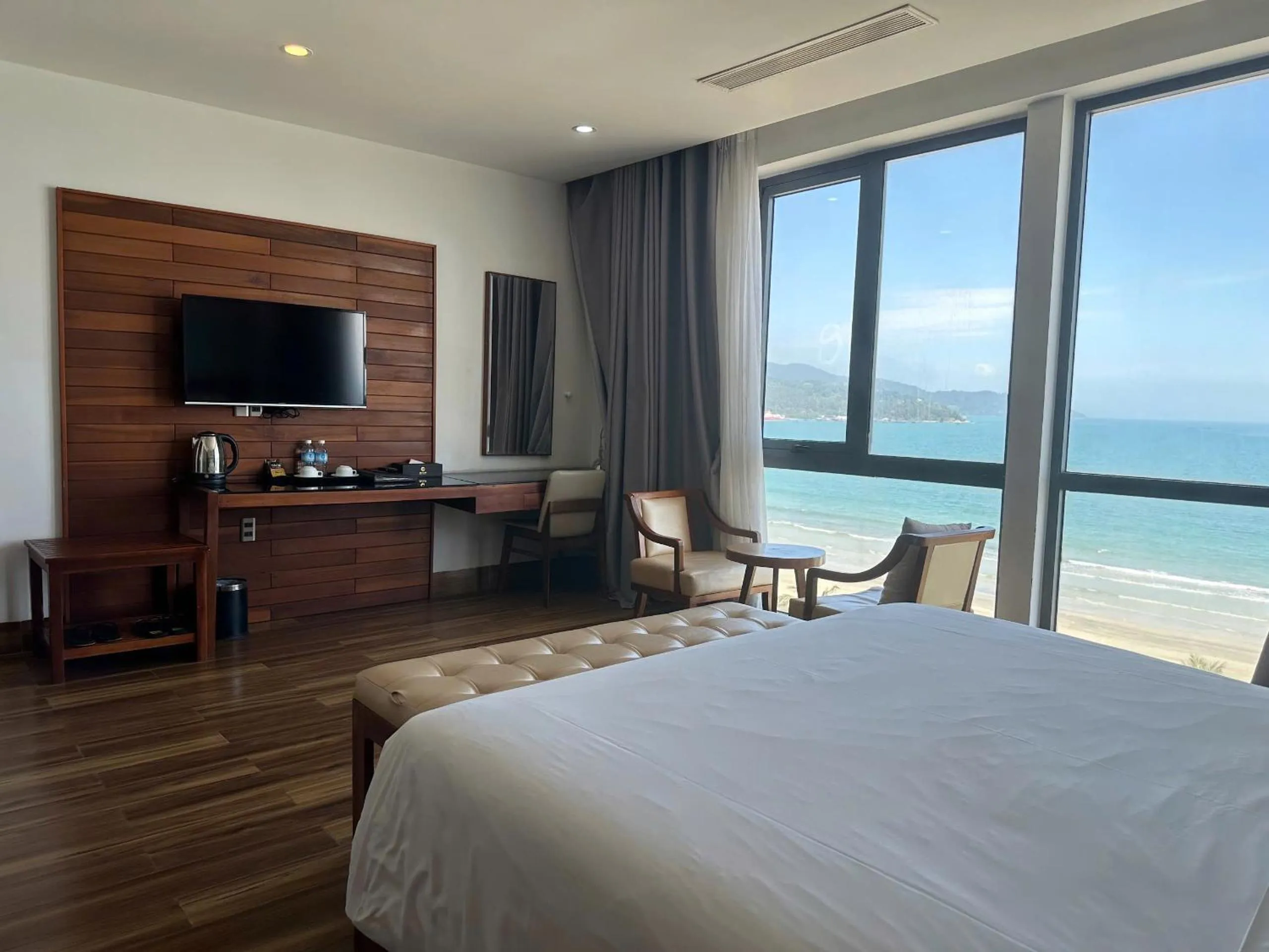 Bed in Alisia Beach Hotel Da Nang